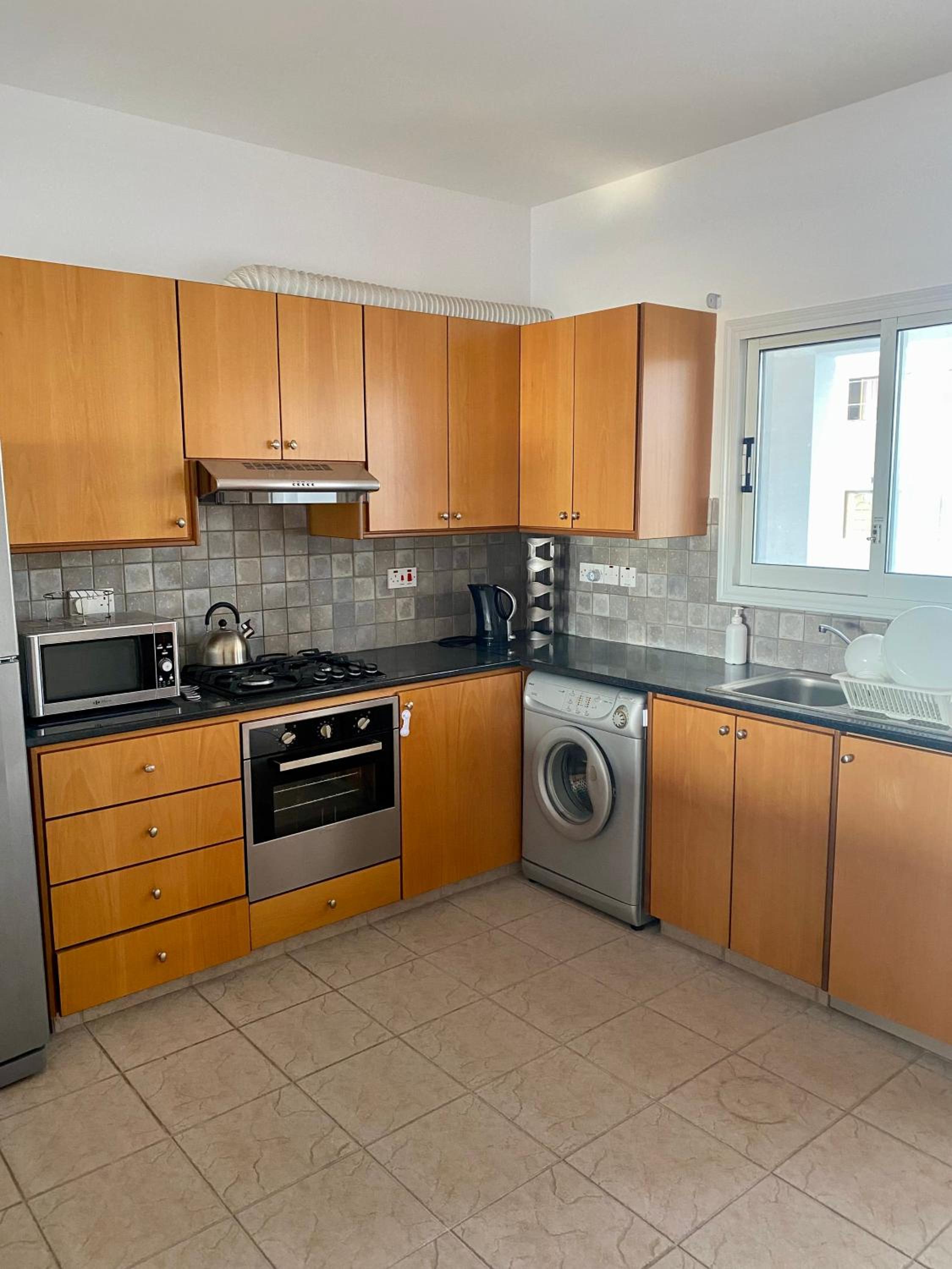 THREE BEDROOMS APT AT MESA CHORIO