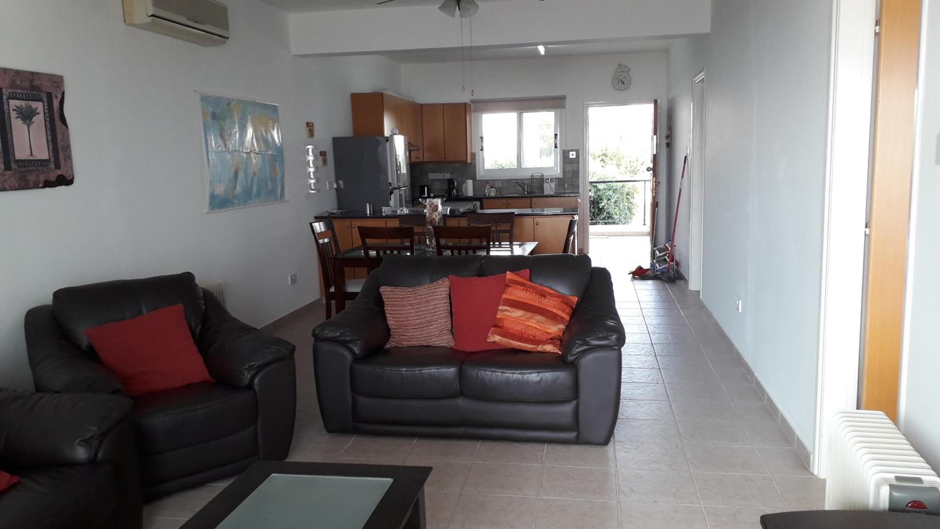 THREE BEDROOMS APT AT MESA CHORIO