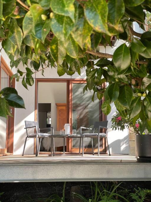 Tranquil 2 bedroom Garden Apart
