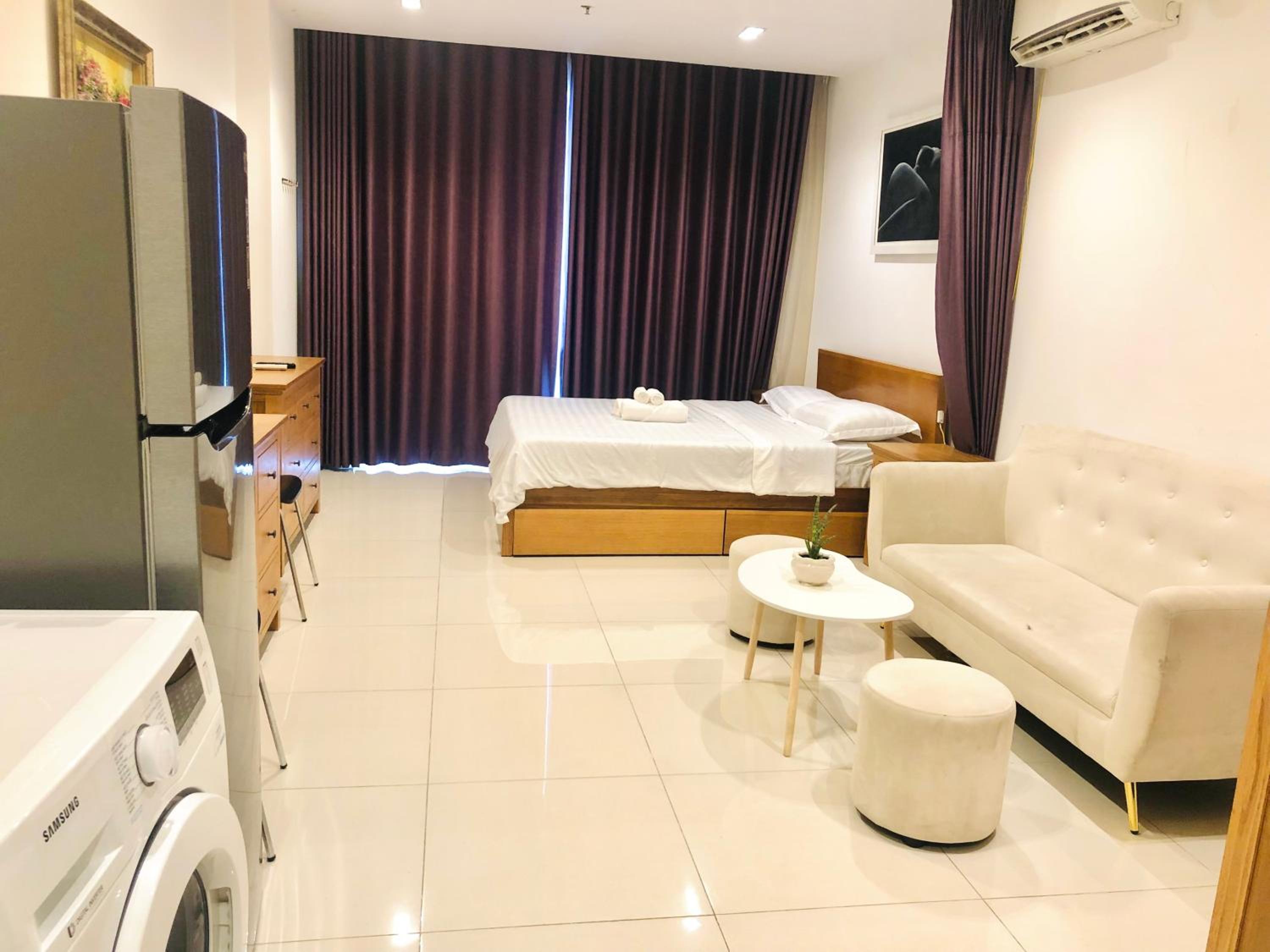 Căn Hộ Sky Center Cách Sân Bay 5p