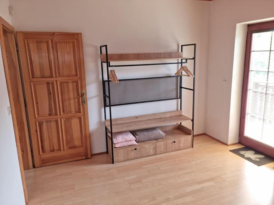 Prázdninový dům s vyhřívaným bazénem a krbem