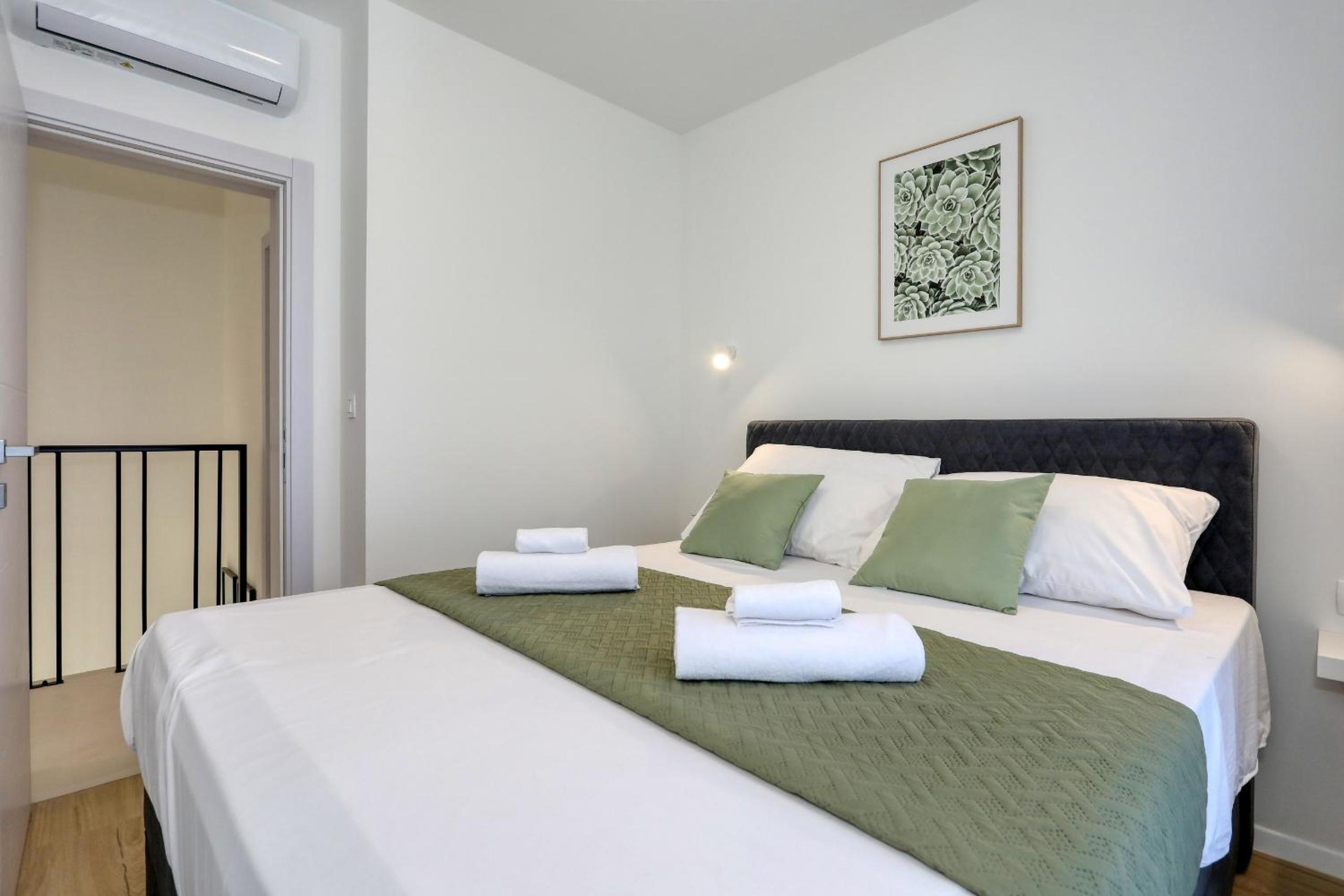 Villa Cvit Mediterana with heated pool