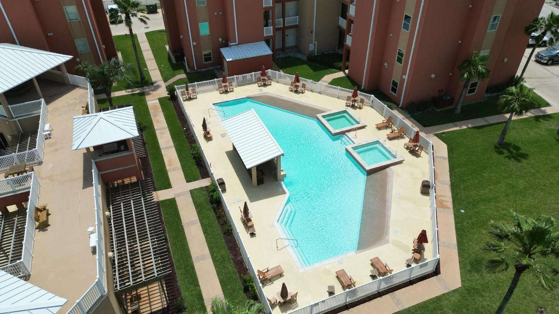 La Isla F102