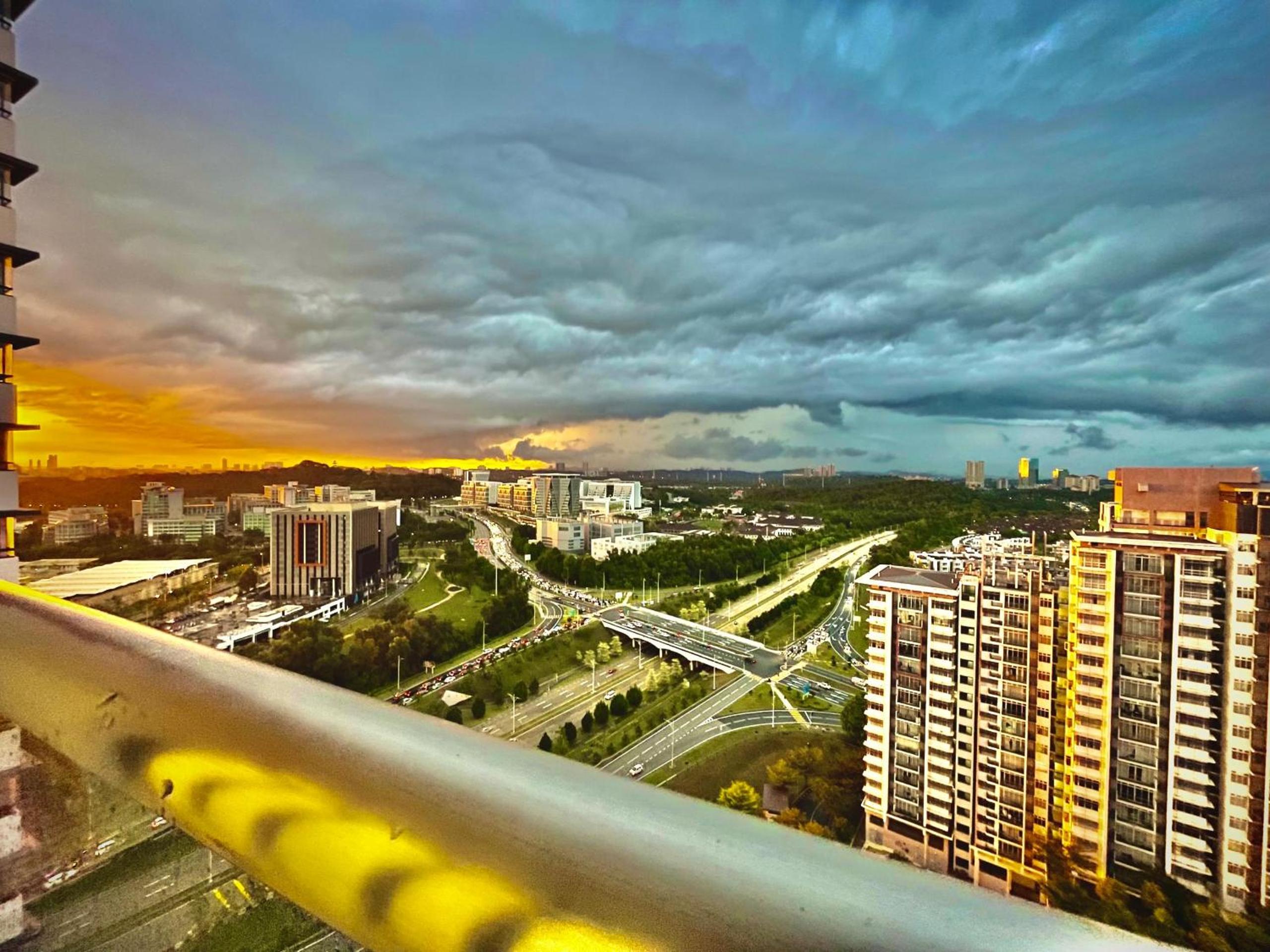 AZ Seraya - Long Term Rental photo 4