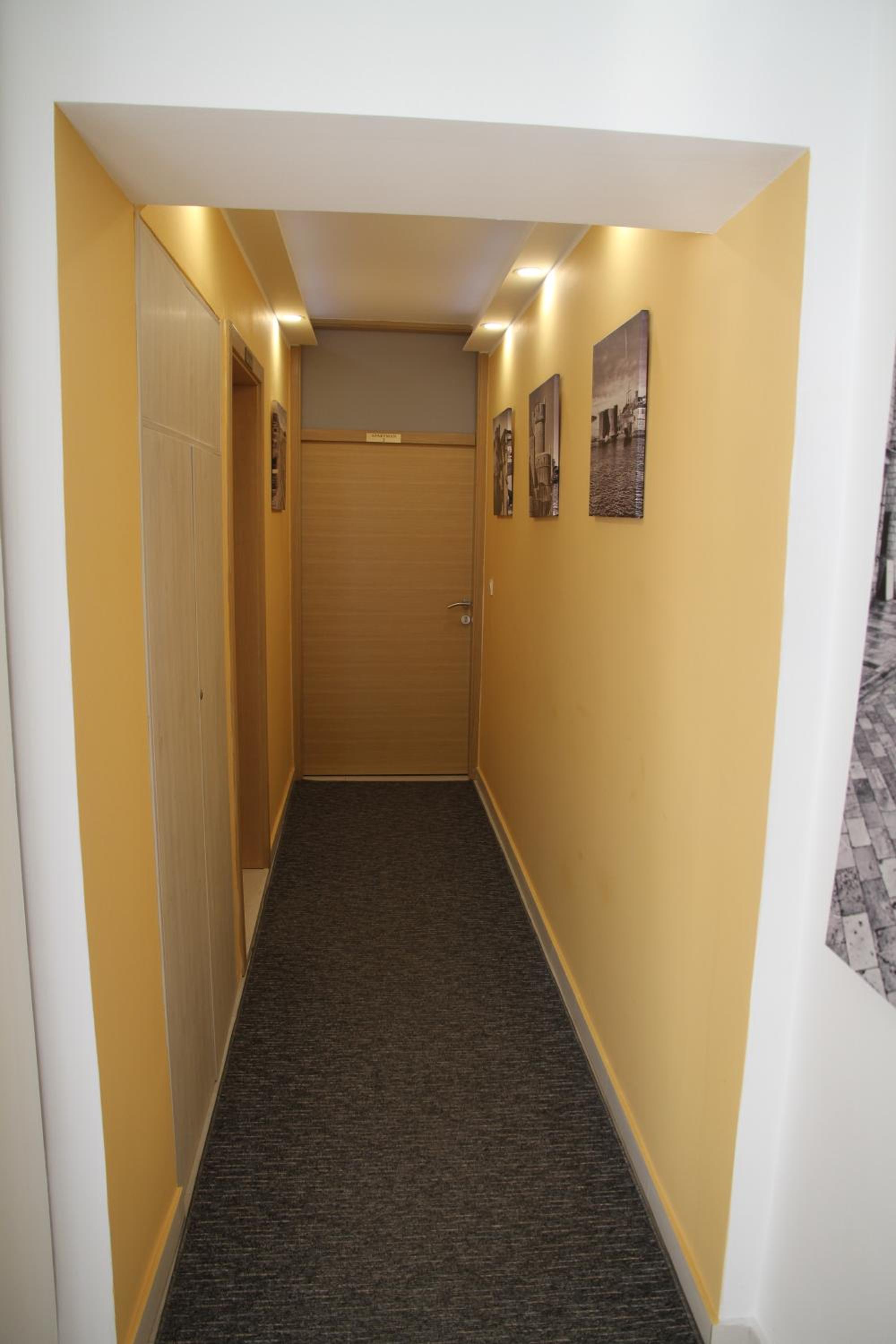 Ivana central Apartment, beach 100m