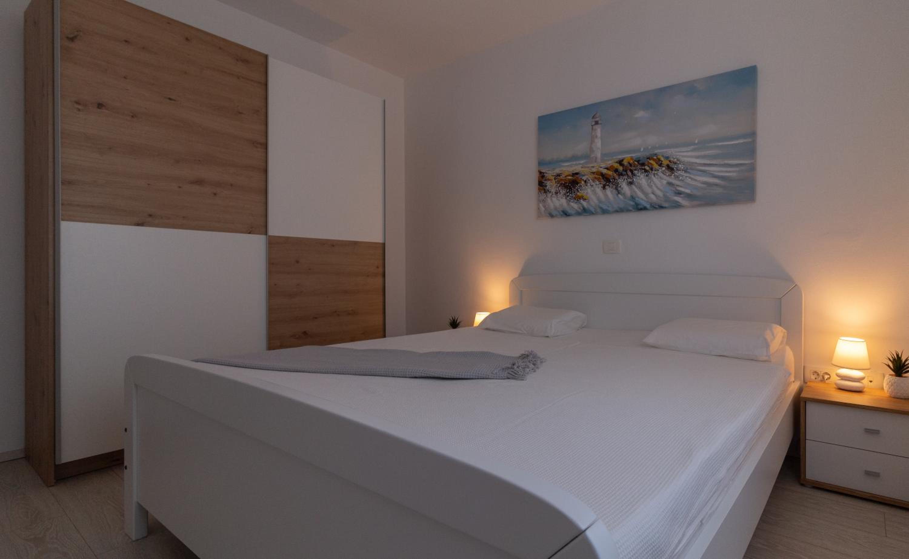 Sea front apartment Dani with private terrace and private garden - by TA Leut Agency view 3