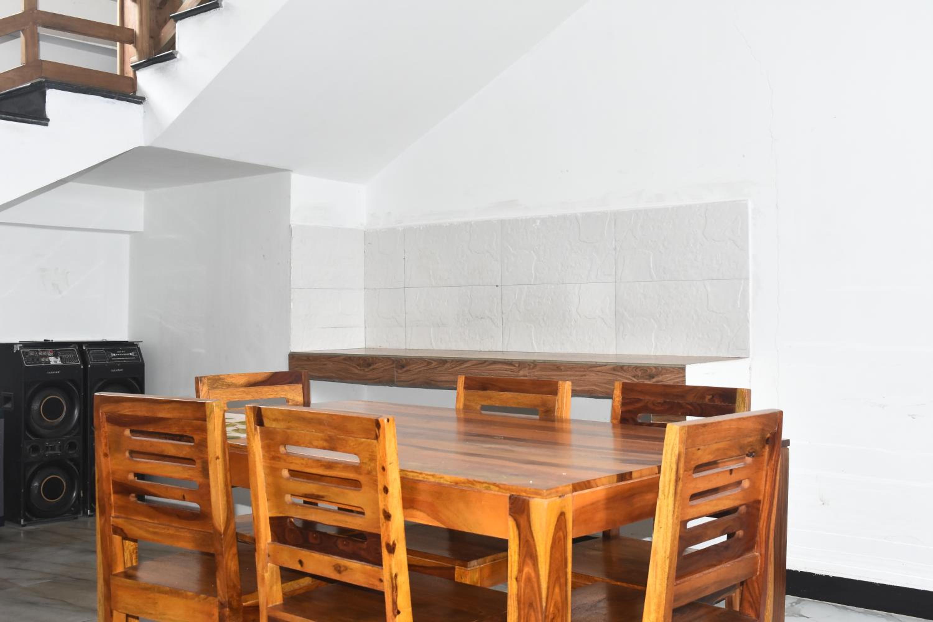 Kunsel Homestay