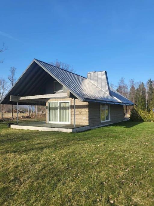 Kuuse metsamaja