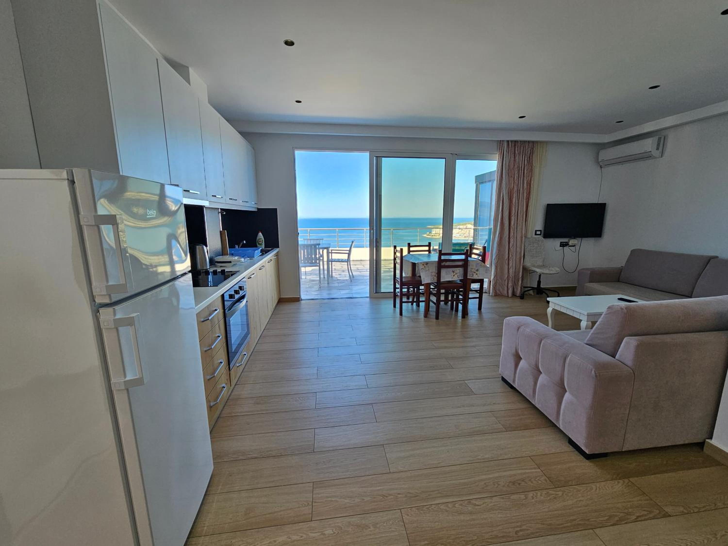 Ledion Apartments