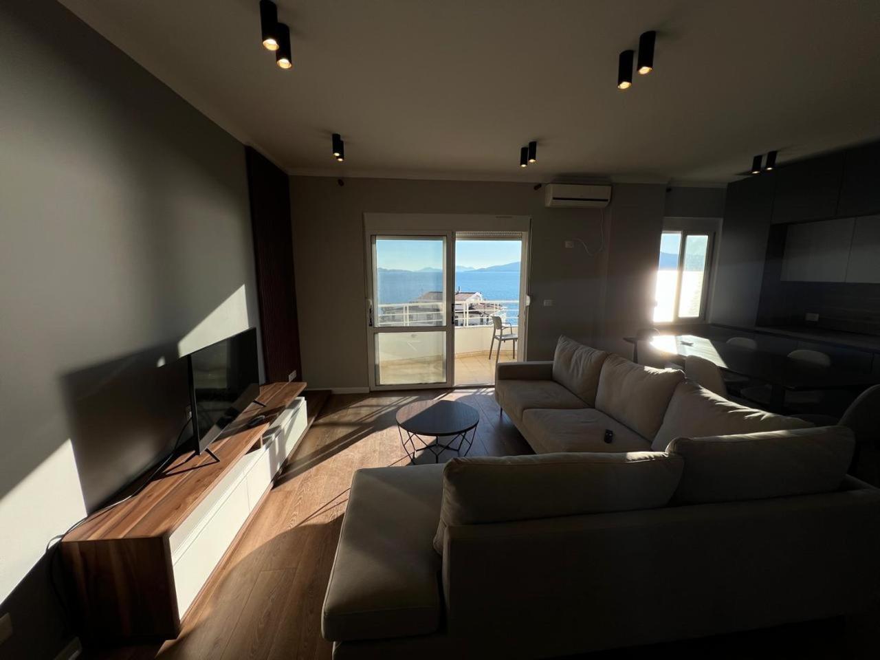Seaview two bedroom apartment