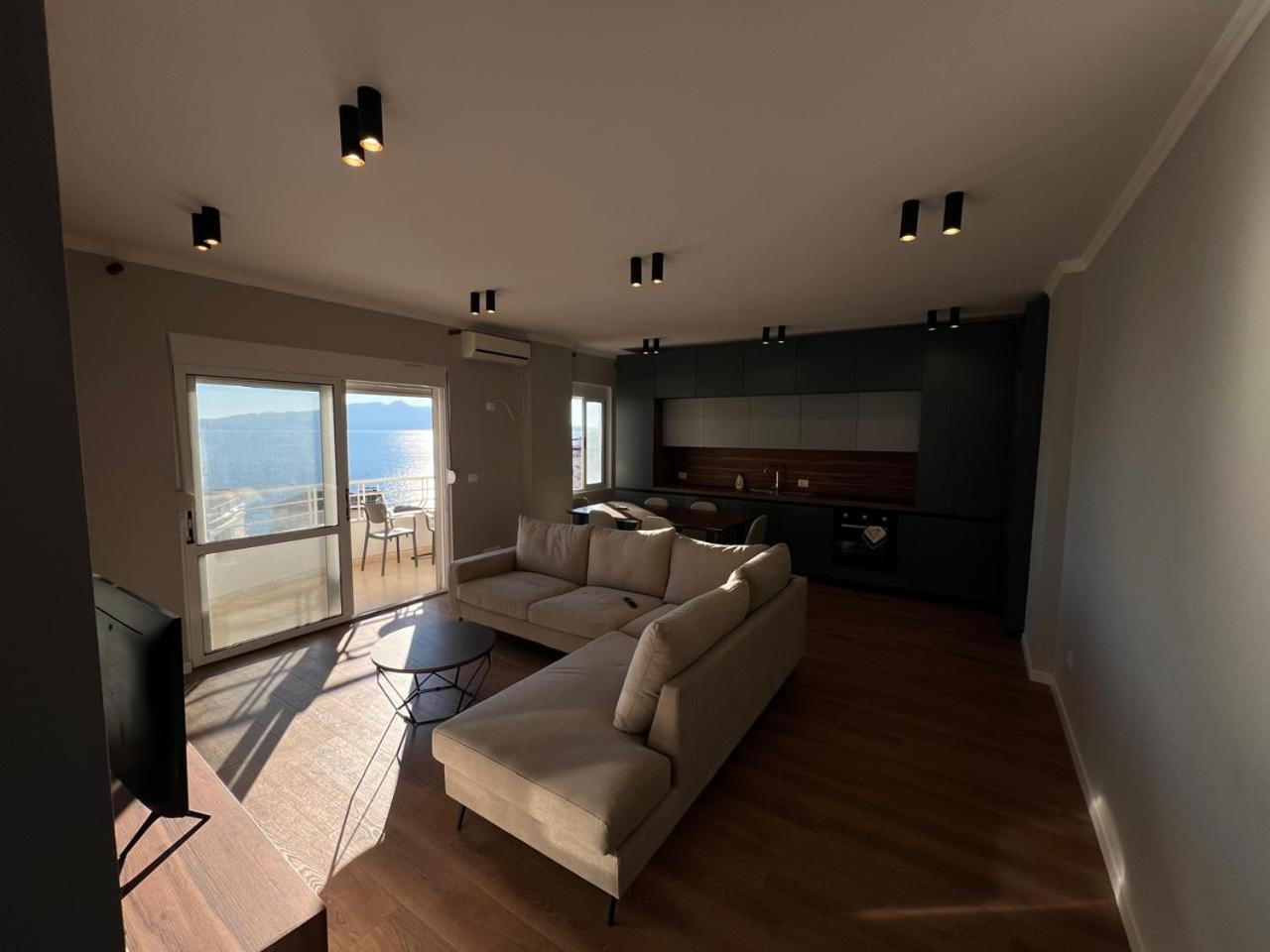 Seaview two bedroom apartment