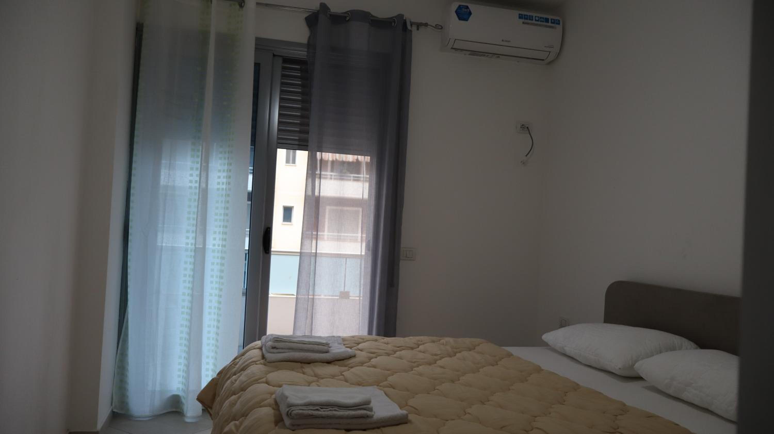Ina Home lungo mare Vlorë-Vlora