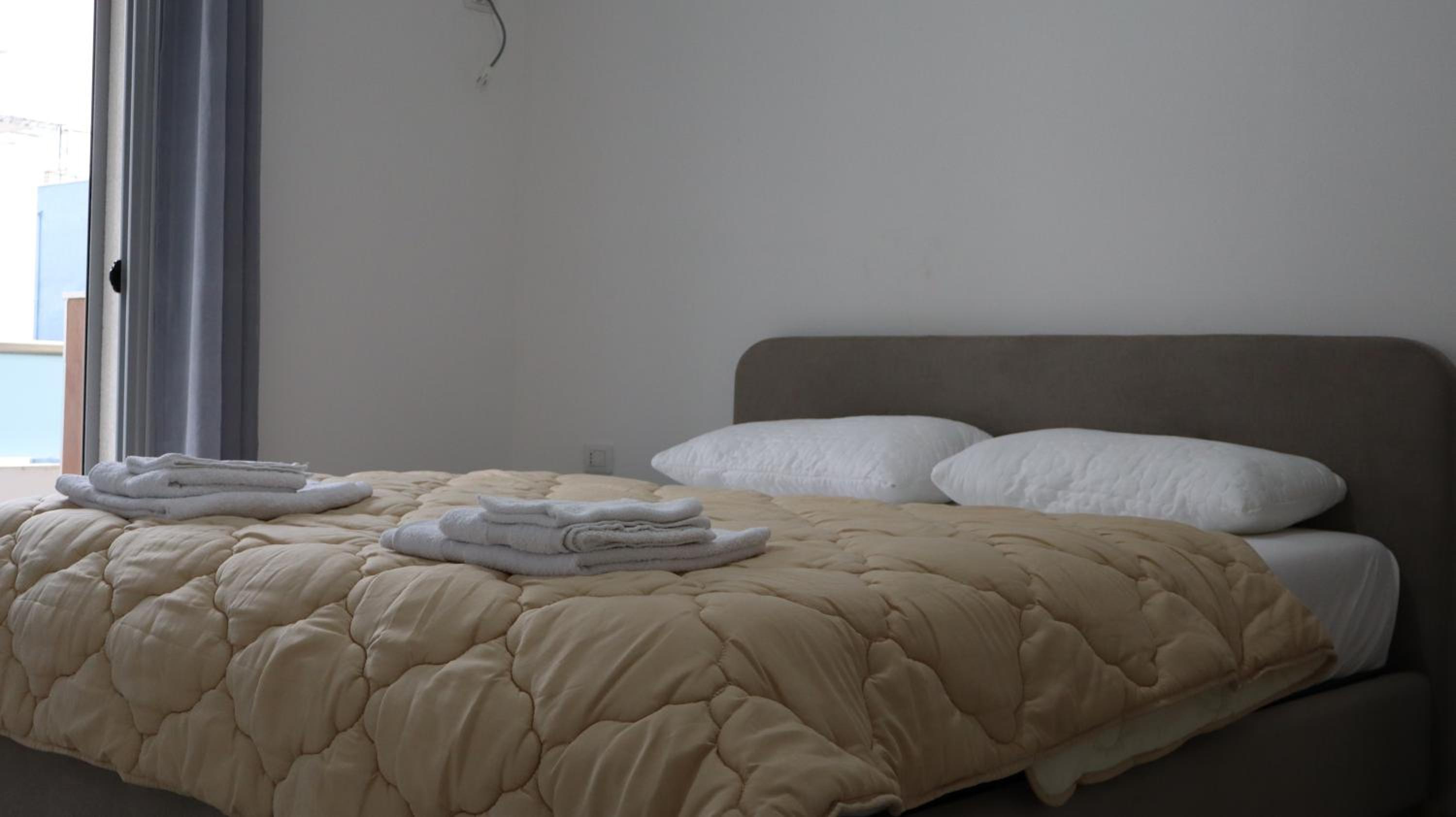 Ina Home lungo mare Vlorë-Vlora