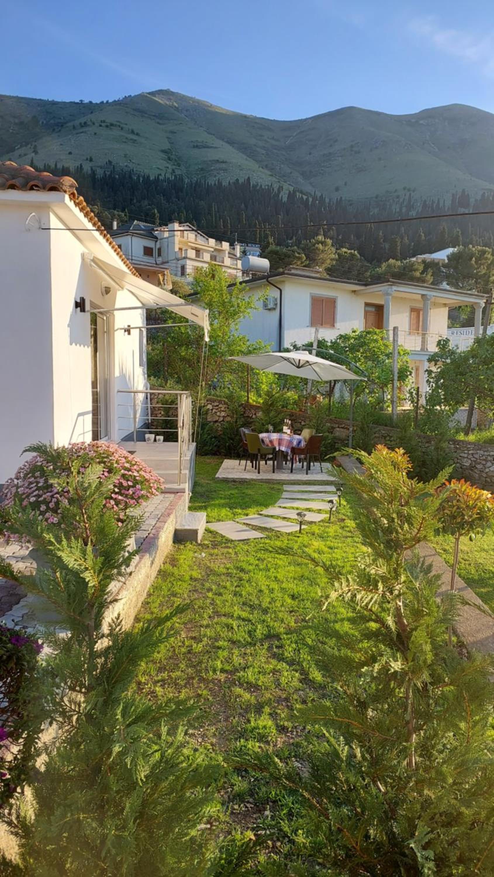 R&R GESTHOUSE