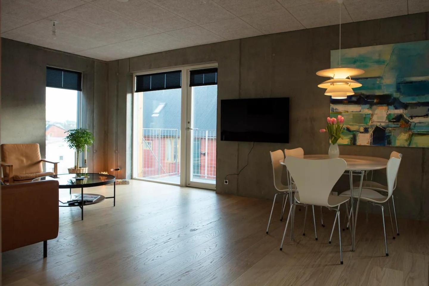 CONRADSBREKKA Luxury Apartment in Central Tórshavn