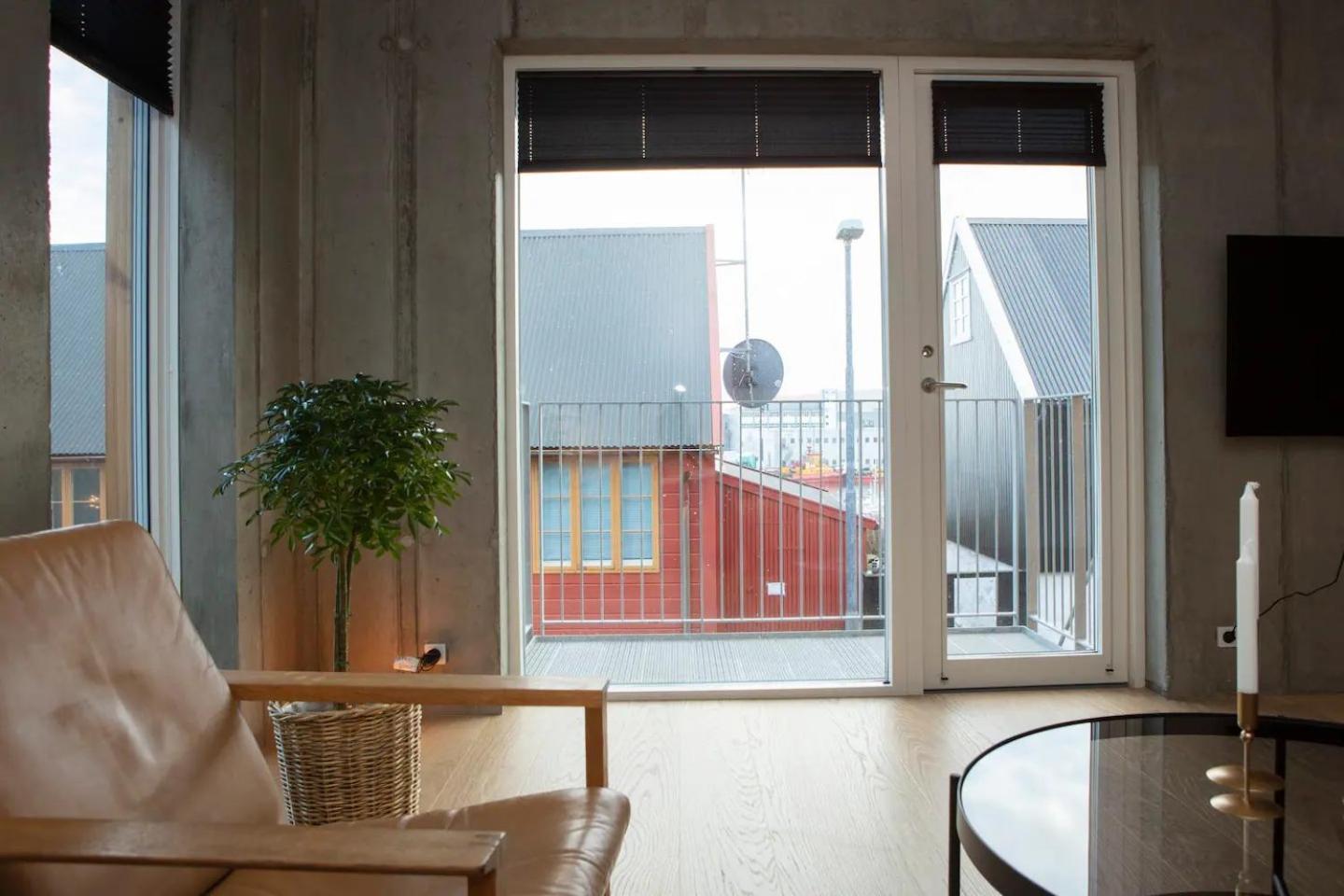 CONRADSBREKKA Luxury Apartment in Central Tórshavn
