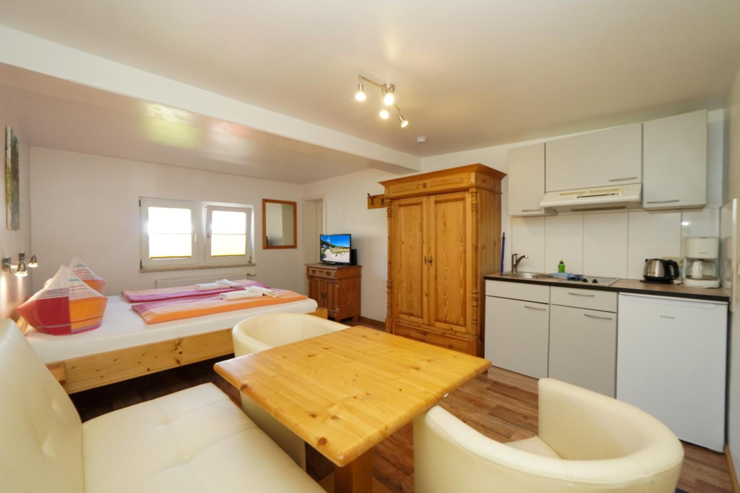 Pension Middel