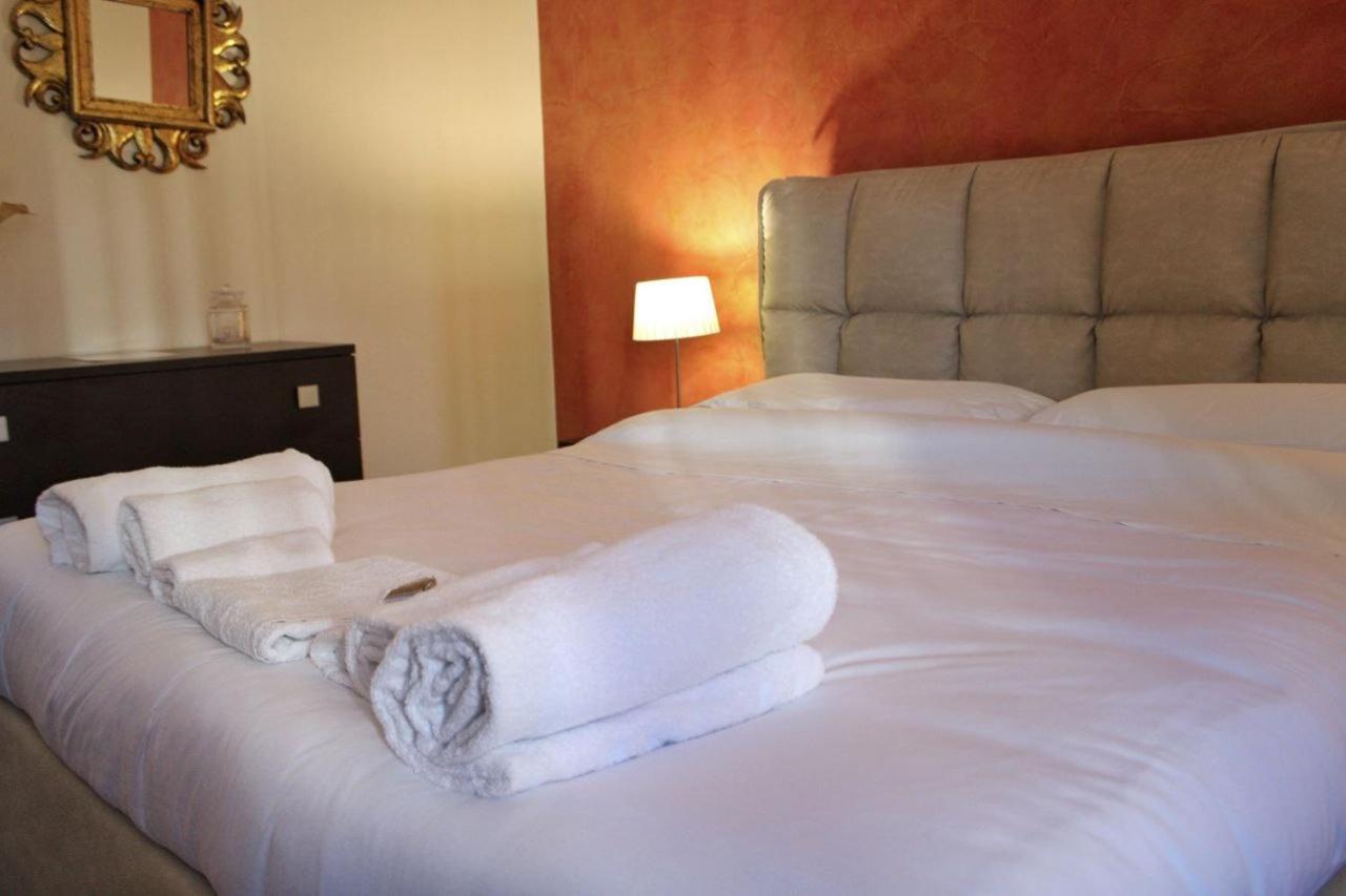 A UN PASSO DA en Taranto — bedroom