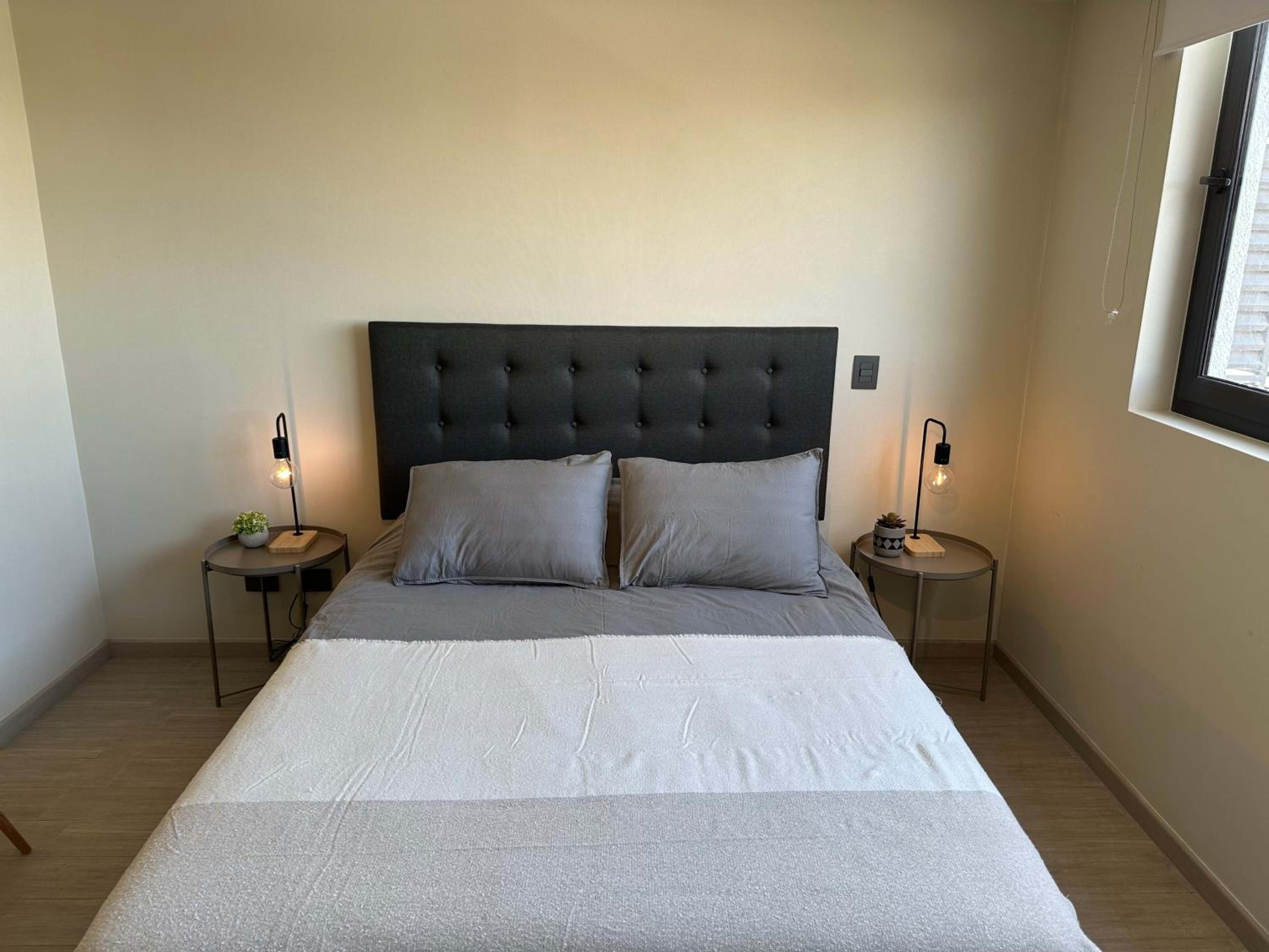 BUHO Studio Duble Almeyda Laundry Gym Pool