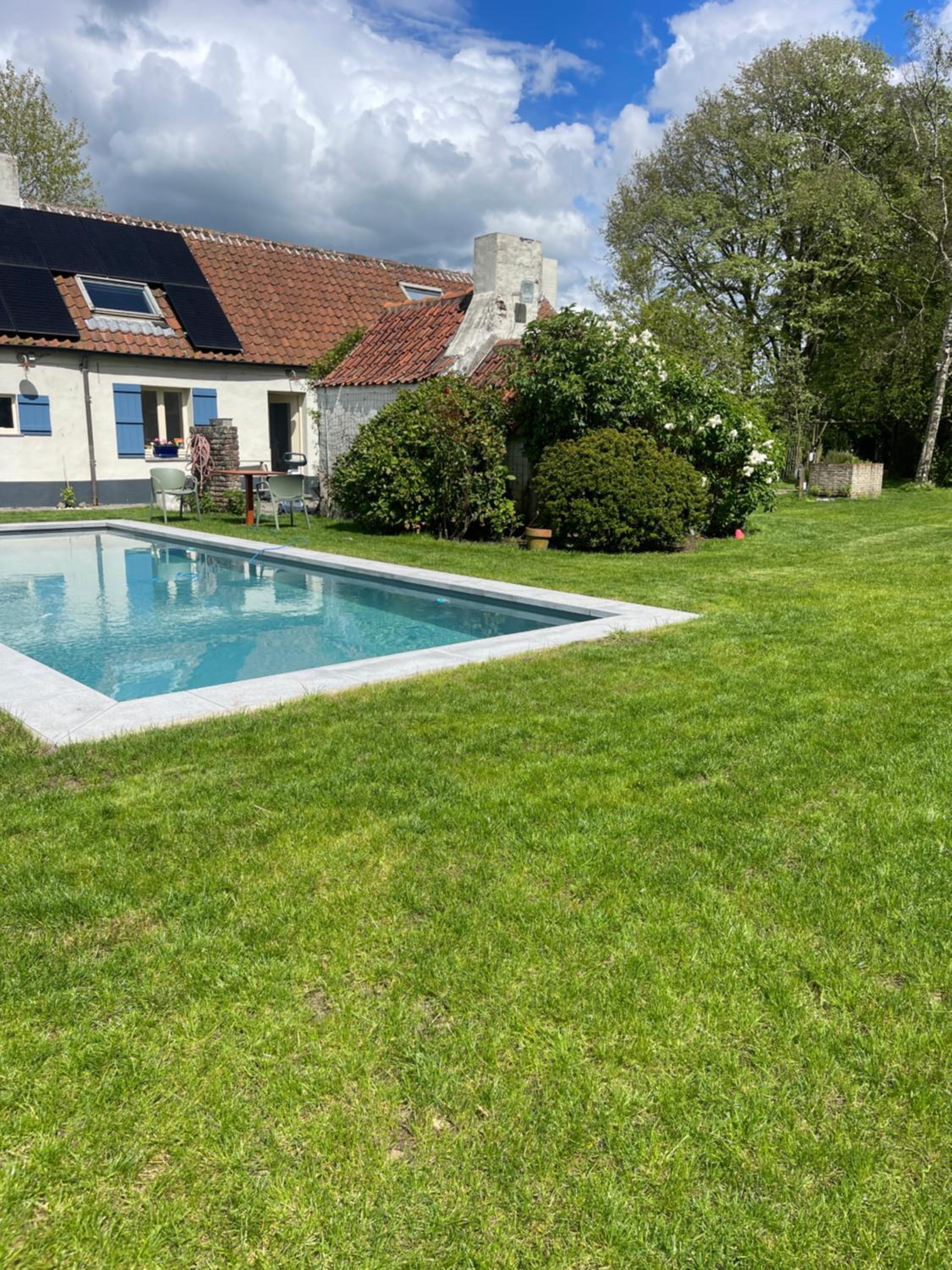 Hoeve Pino, Verwarmd zwembad