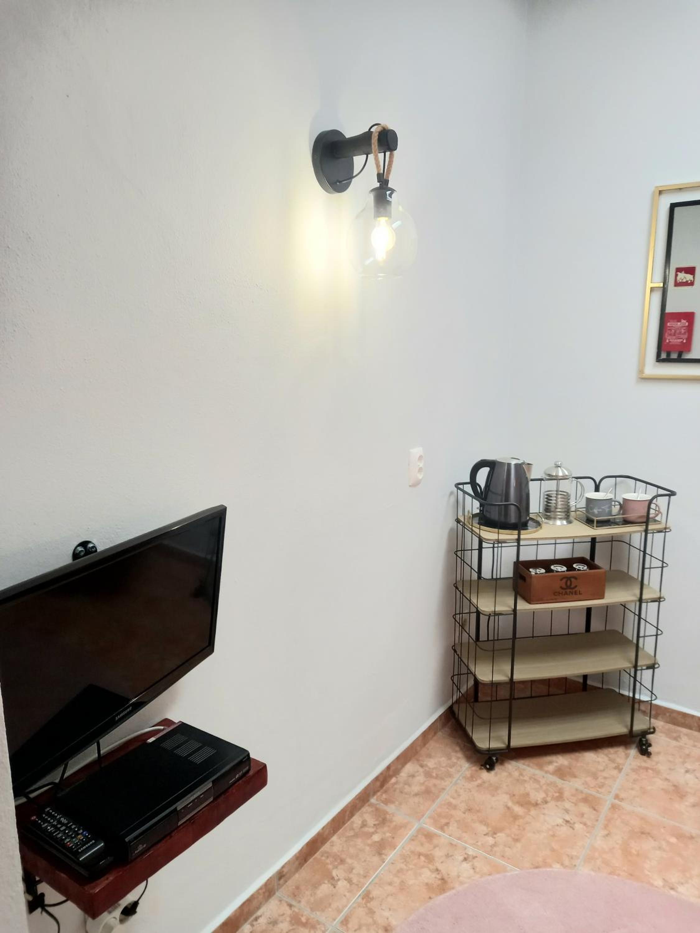Photo 12