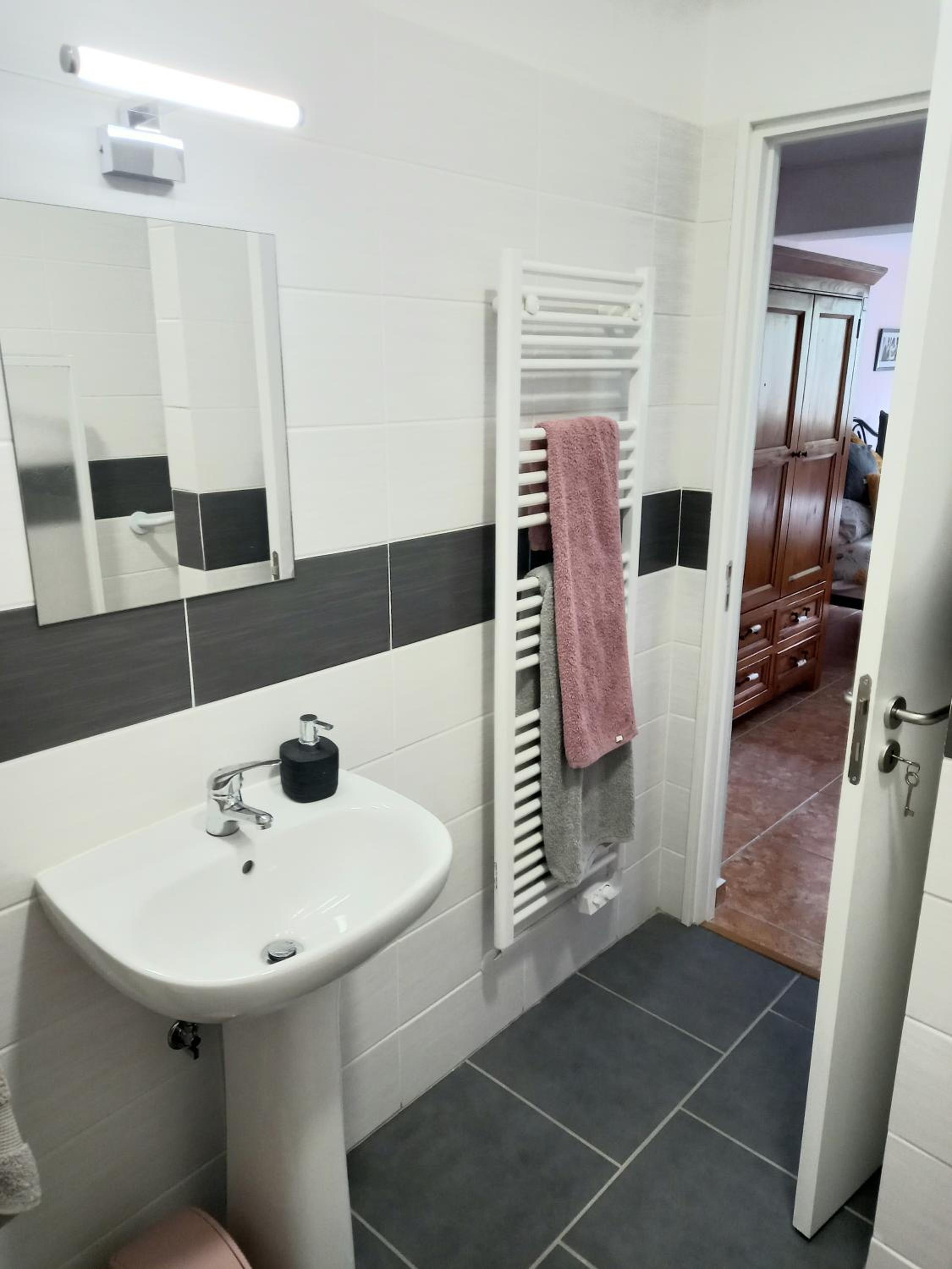 Photo 41