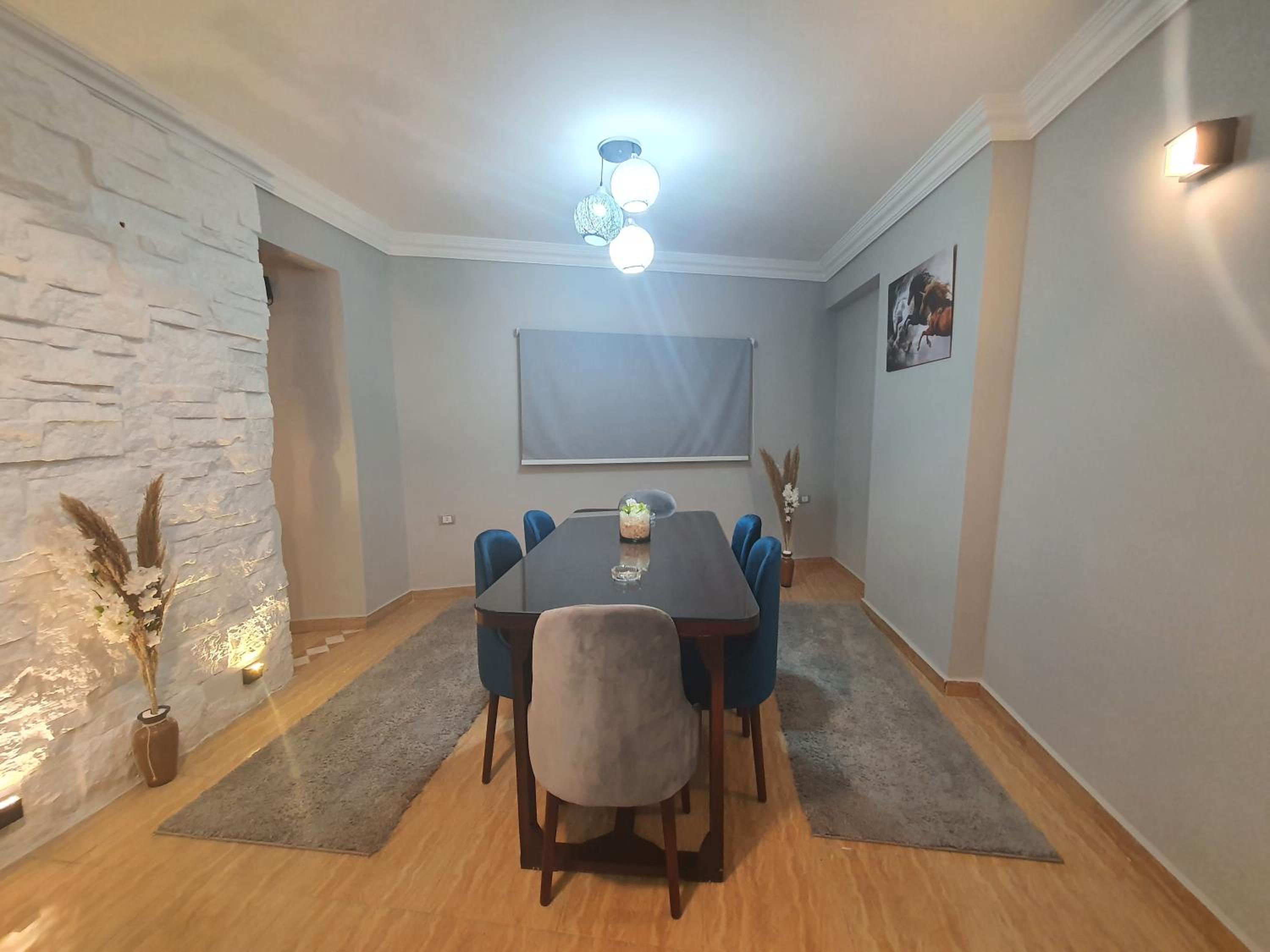 Youvala serviced Apartment 30th (Harm)