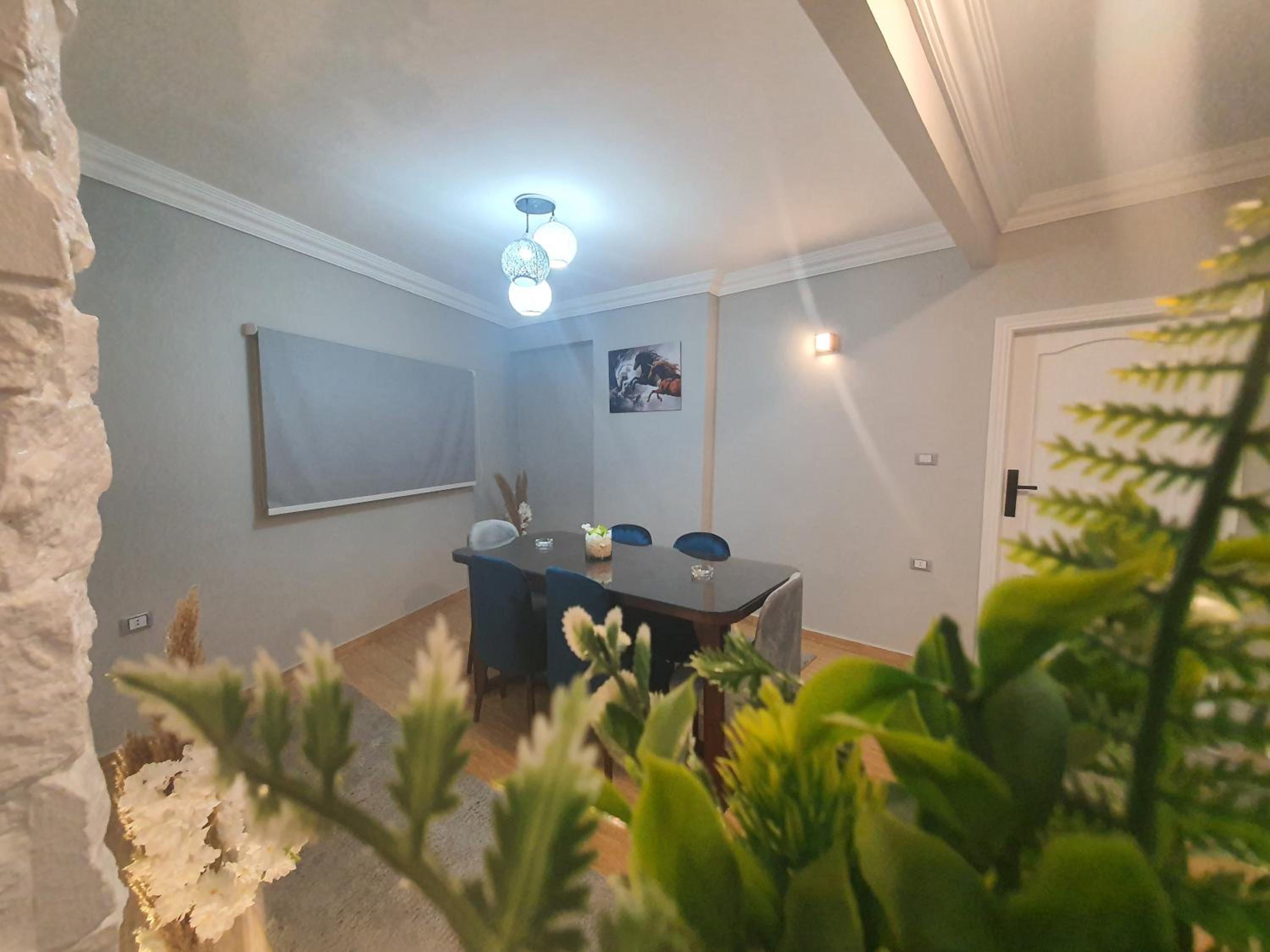 Youvala serviced Apartment 30th (Harm)