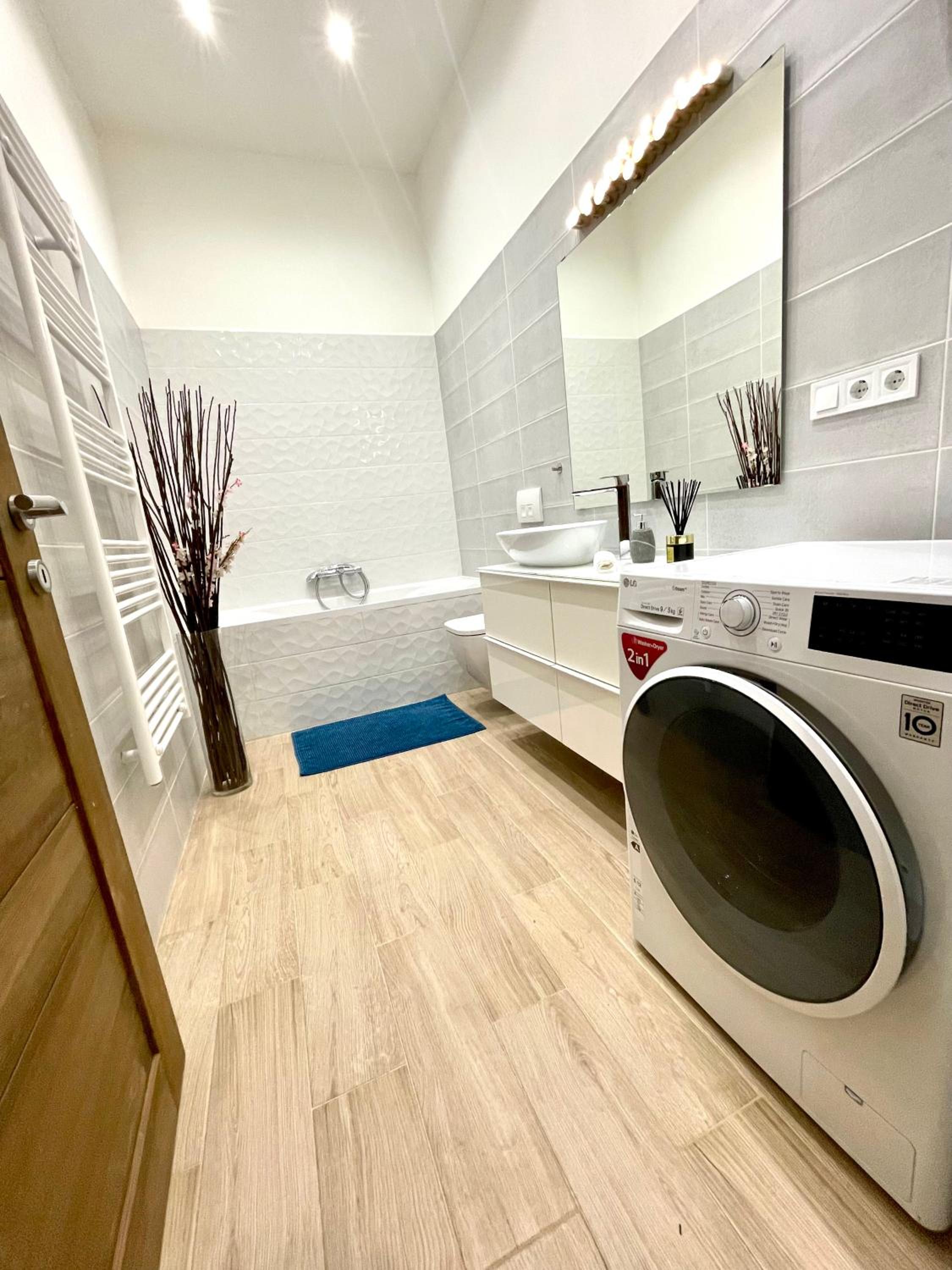 SMART HOME near the Westend City Center