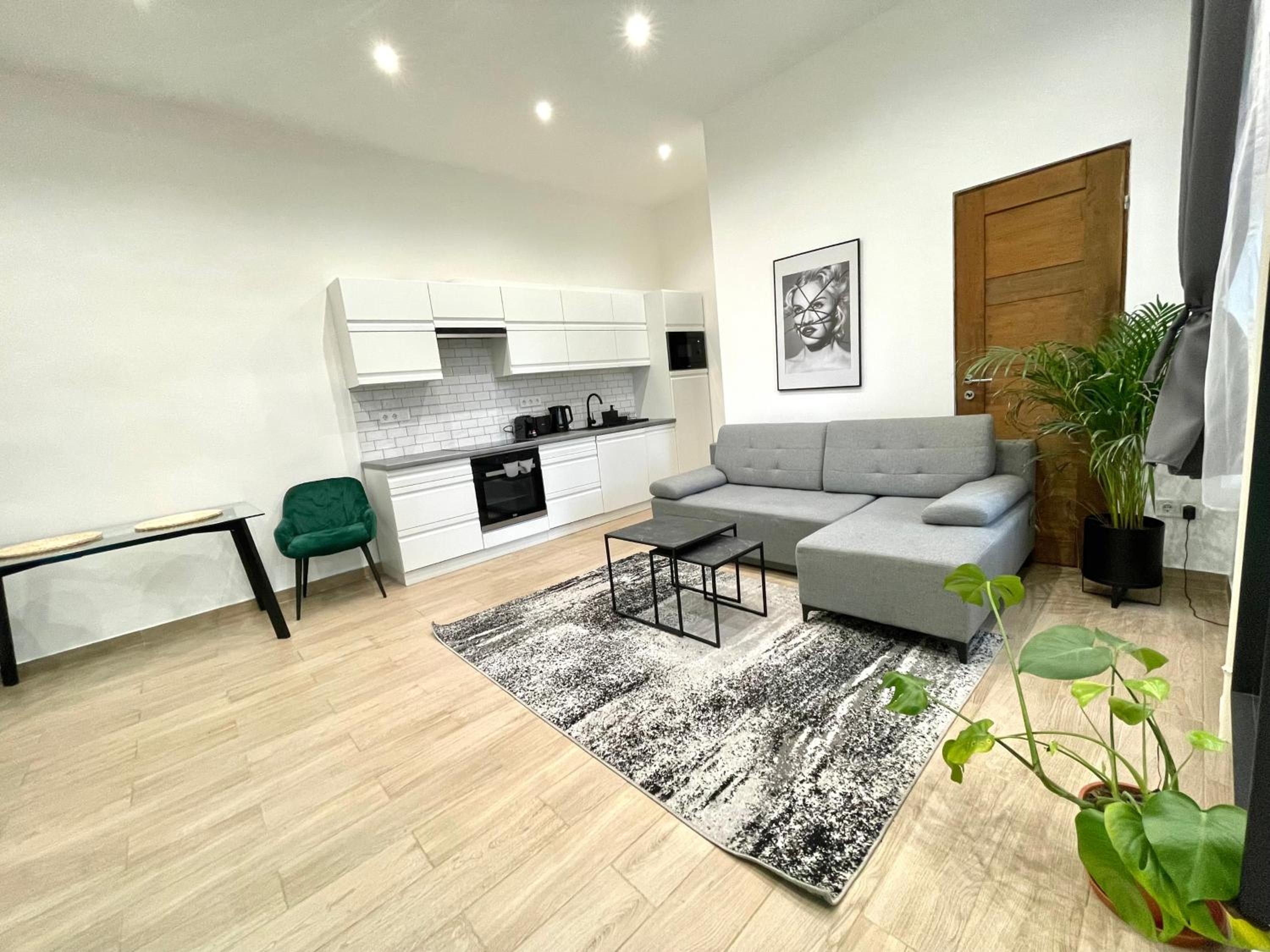 SMART HOME near the Westend City Center