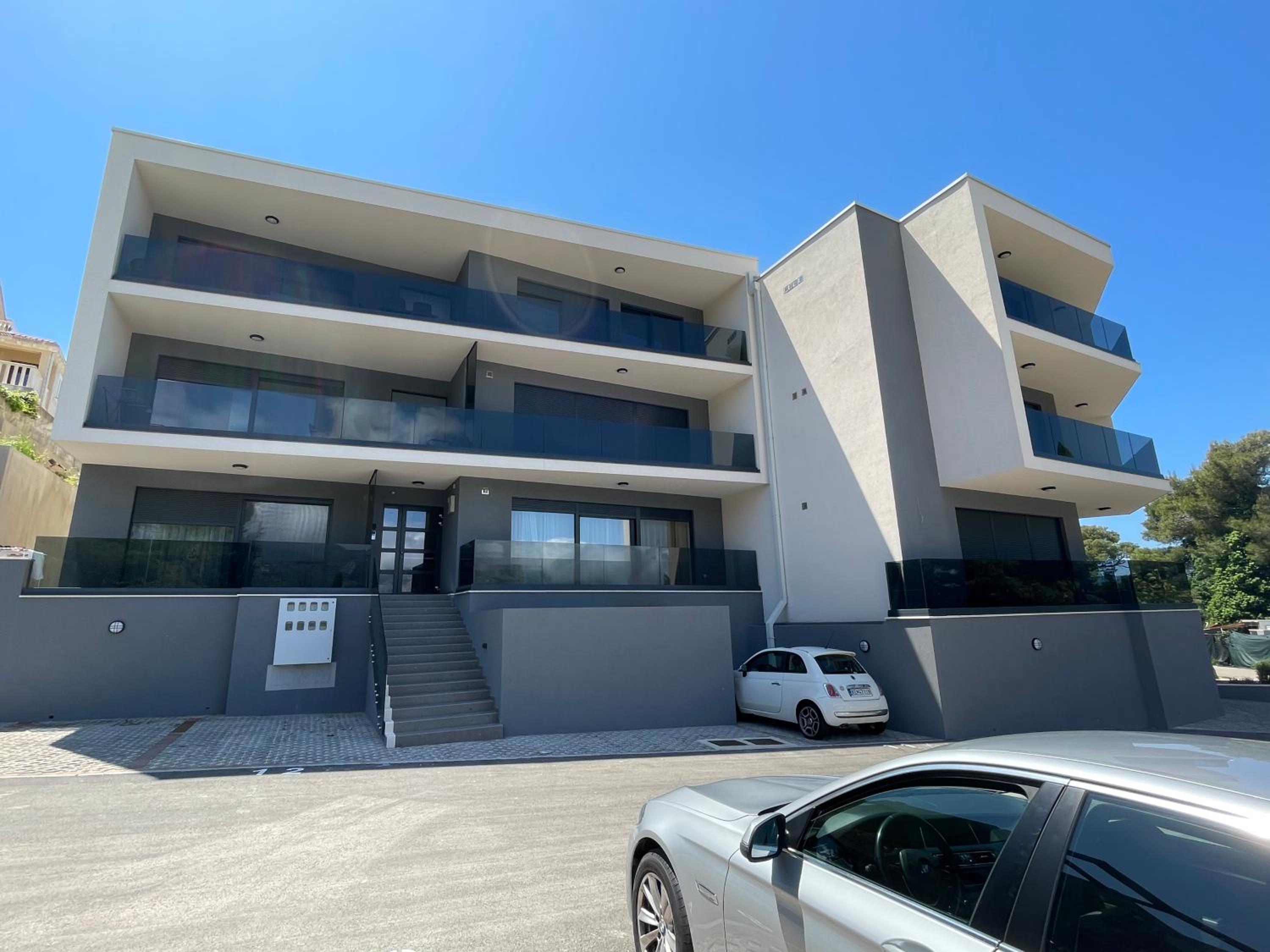 Hotel Family Ambient Apartment - Image 1