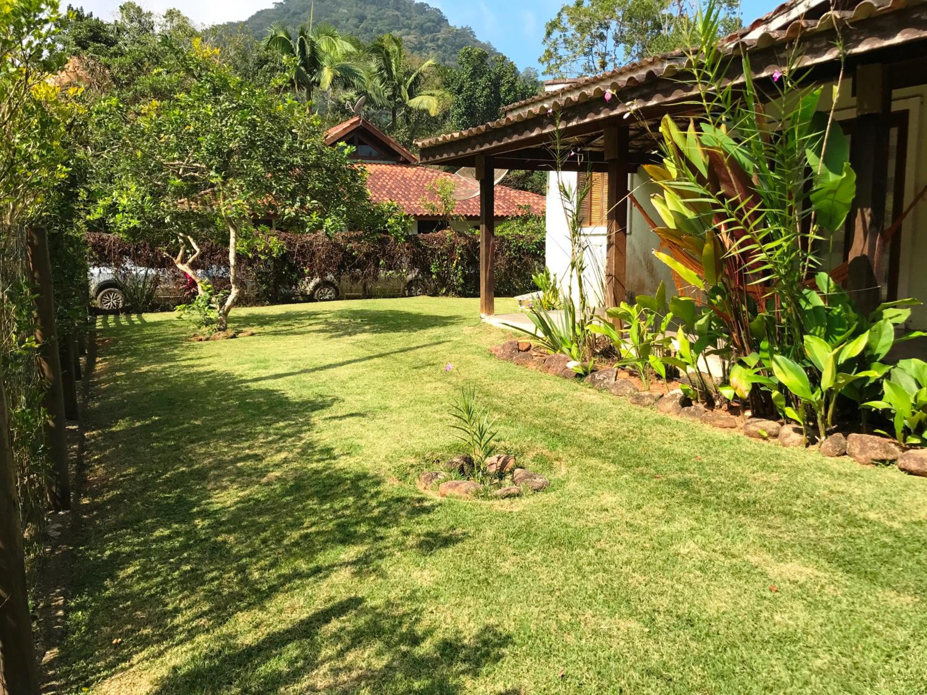 Casa rústica e aconchegante a 150 mts da praia