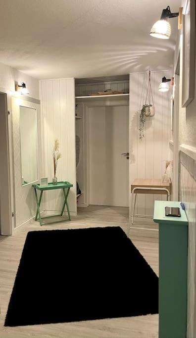 Schone Ferienwohnung in Oldenburg Eversten 70m2, zwei Raume, bis zu 4 Personen - Property Image 1