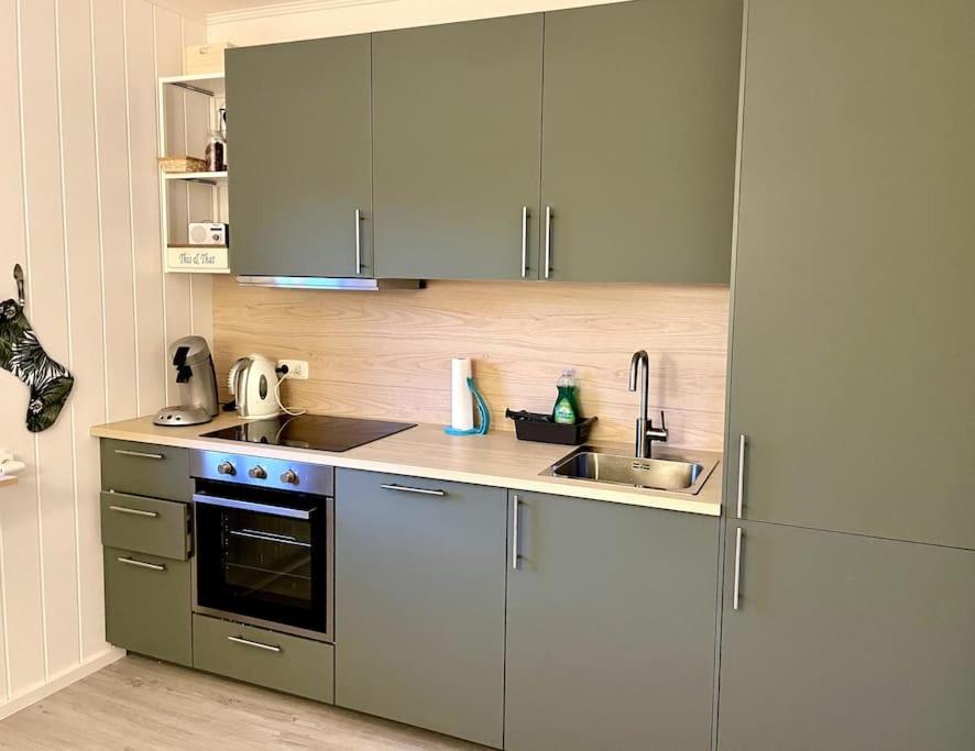 Schone Ferienwohnung in Oldenburg Eversten 70m2, zwei Raume, bis zu 4 Personen - Property Image 11