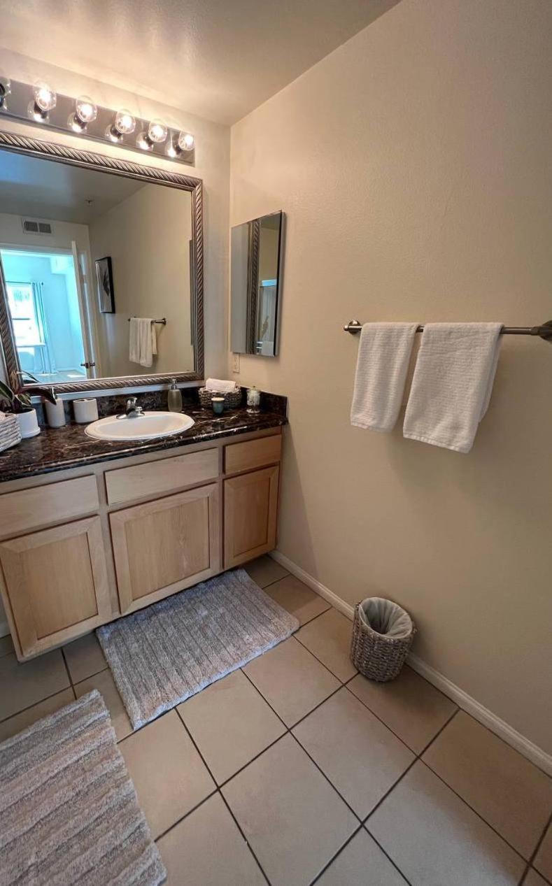 Los Angeles Vacations - SoCal Lux on Bixel - Property Image 35