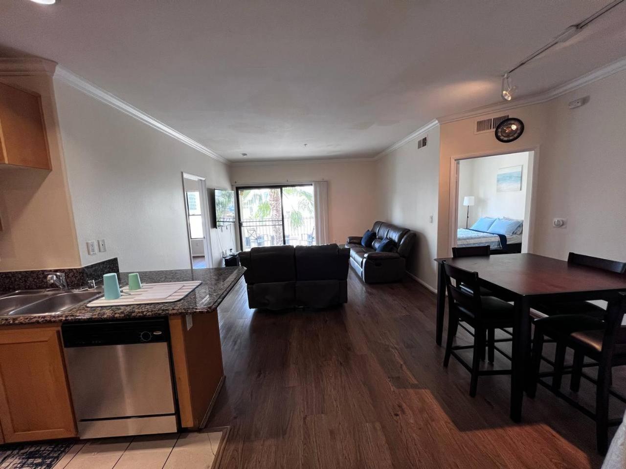 Los Angeles Vacations - SoCal Lux on Bixel - Property Image 32