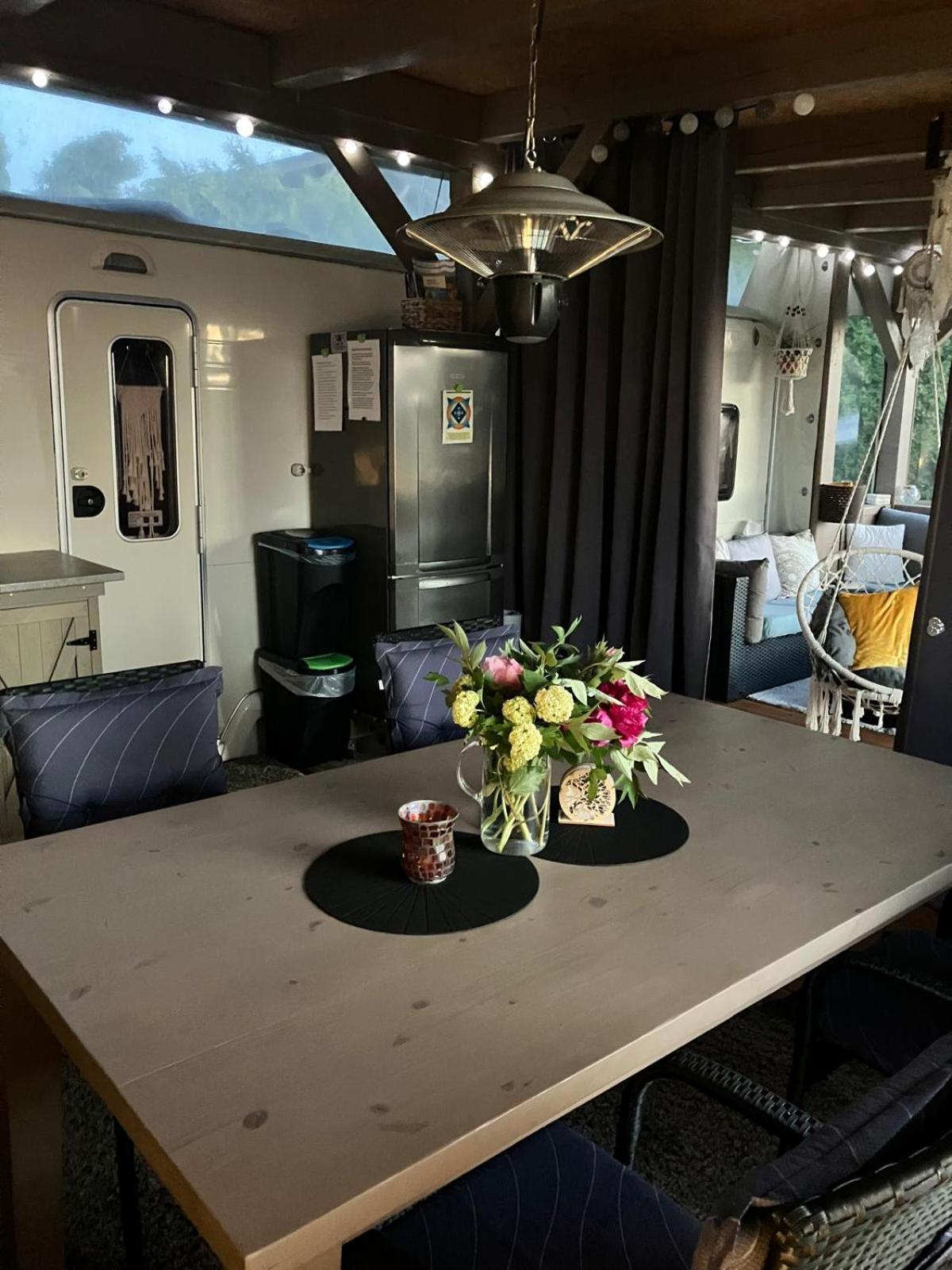 Glamping Karavan u Konopiště