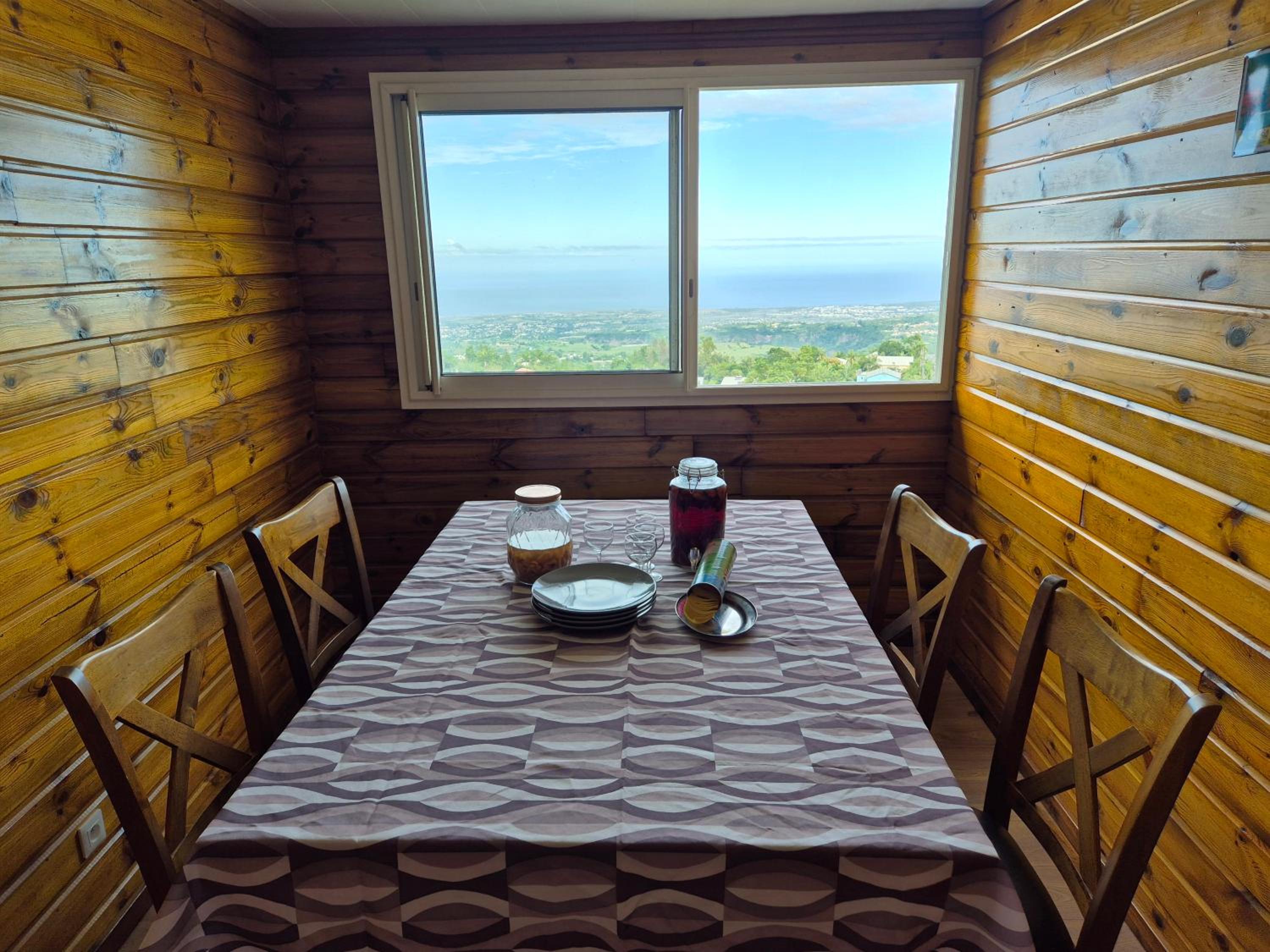 CHEZ TI KARL view 5