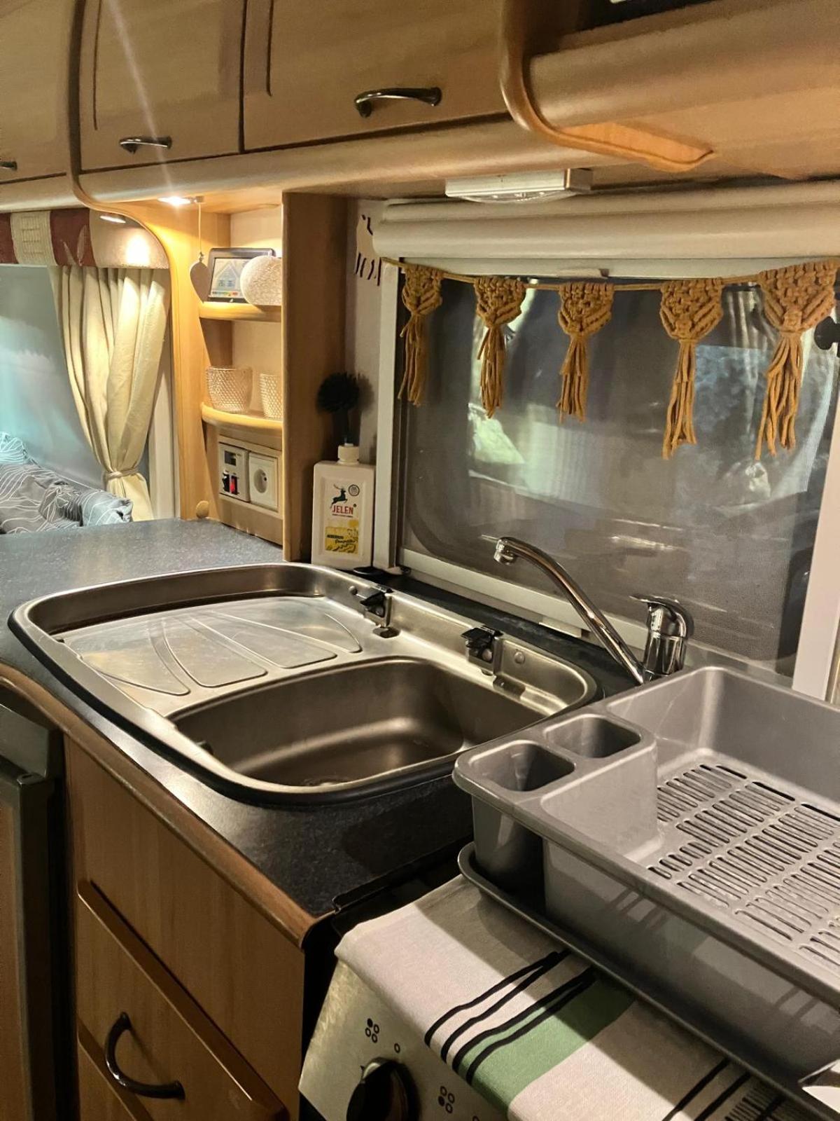 Glamping Karavan u Konopiště