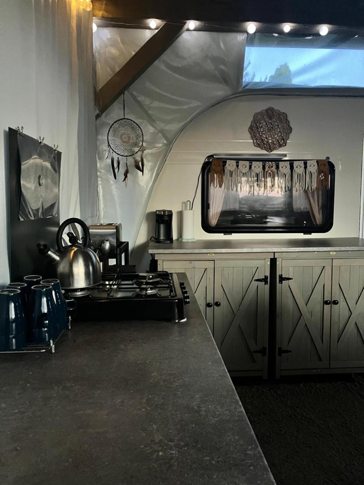 Glamping Karavan u Konopiště