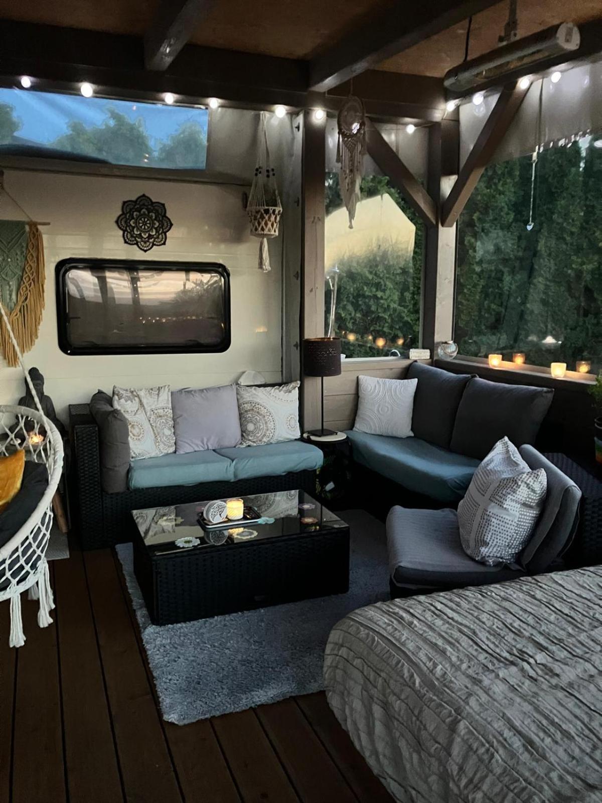 Glamping Karavan u Konopiště