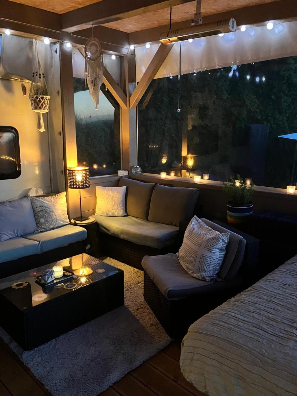 Glamping Karavan u Konopiště