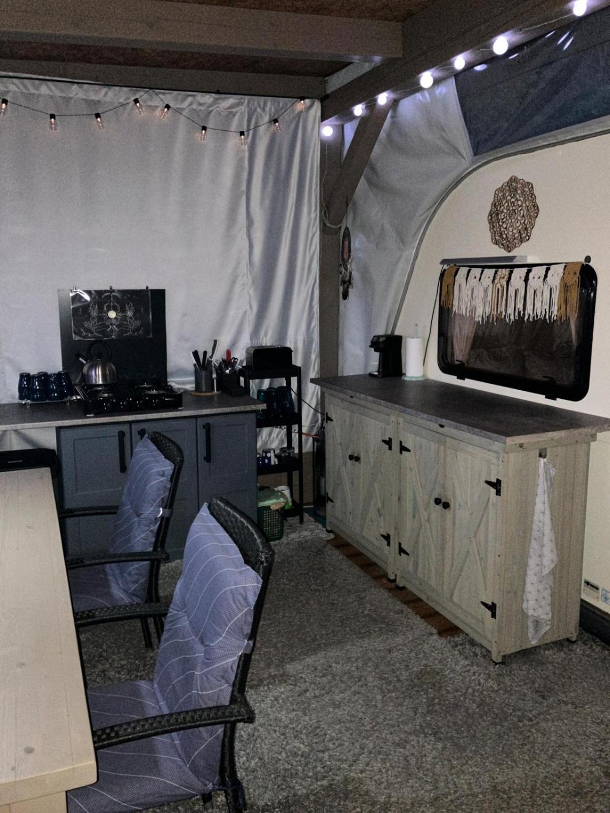 Glamping Karavan u Konopiště