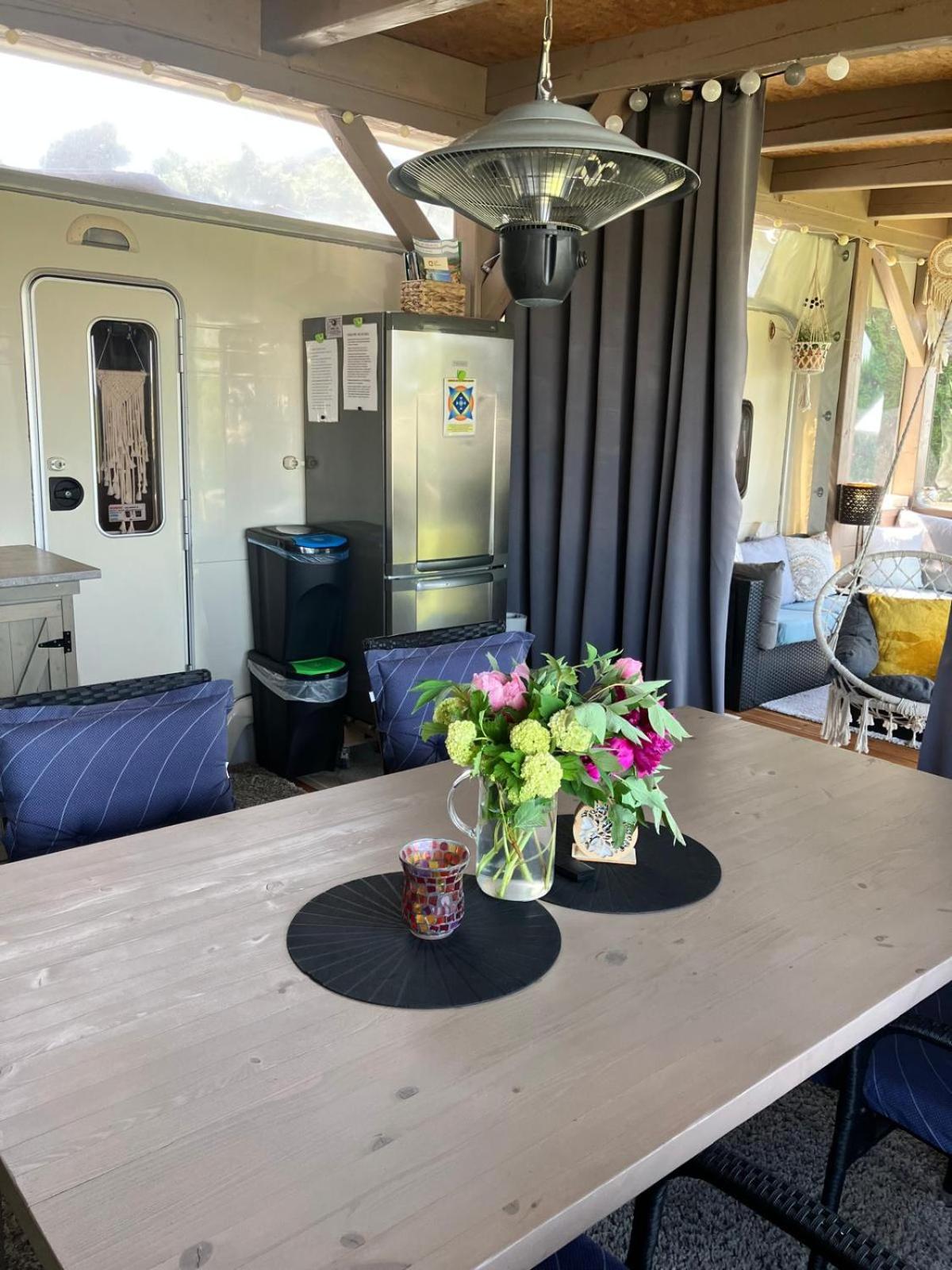 Glamping Karavan u Konopiště