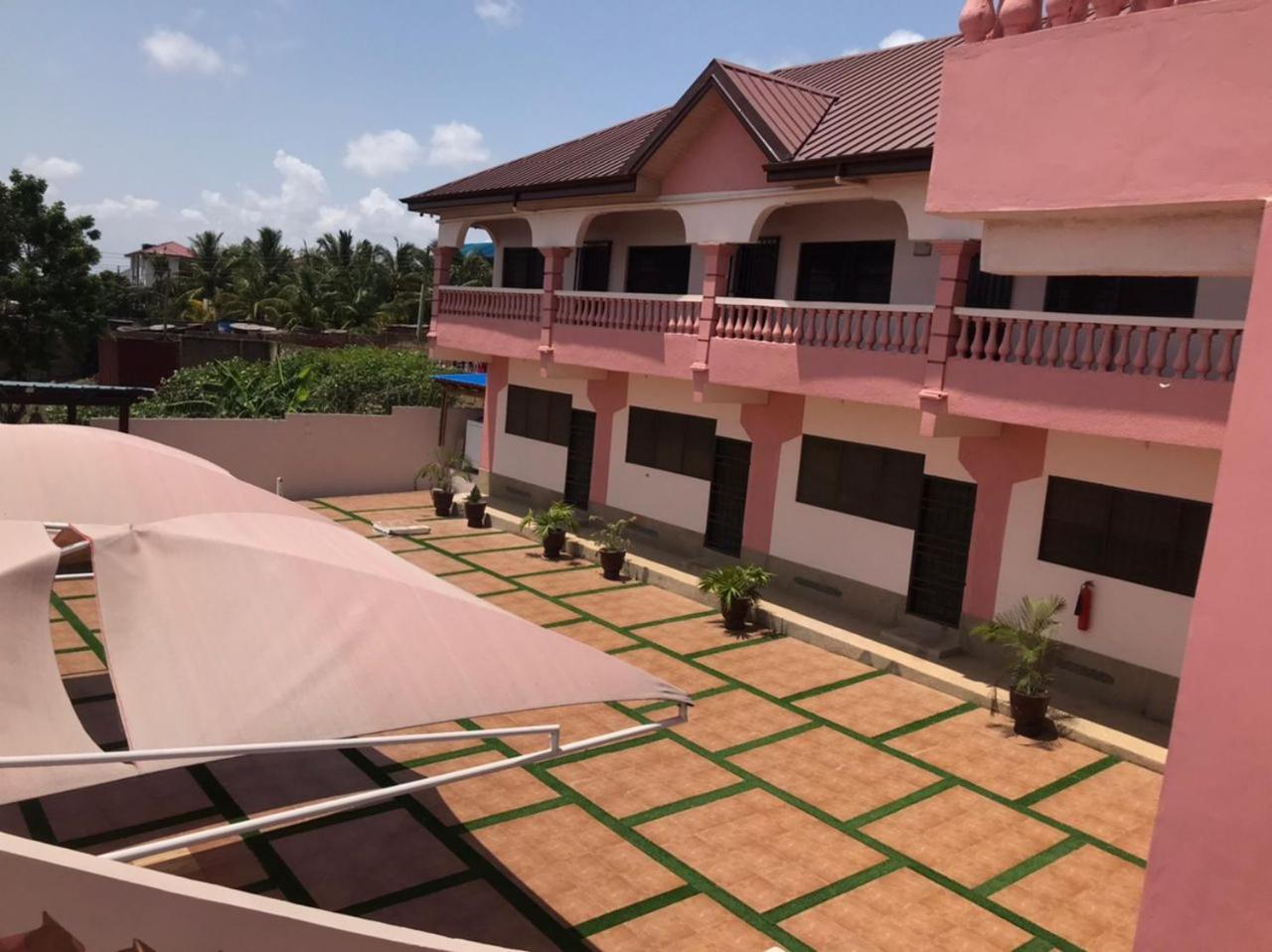 Nyawoyi villa