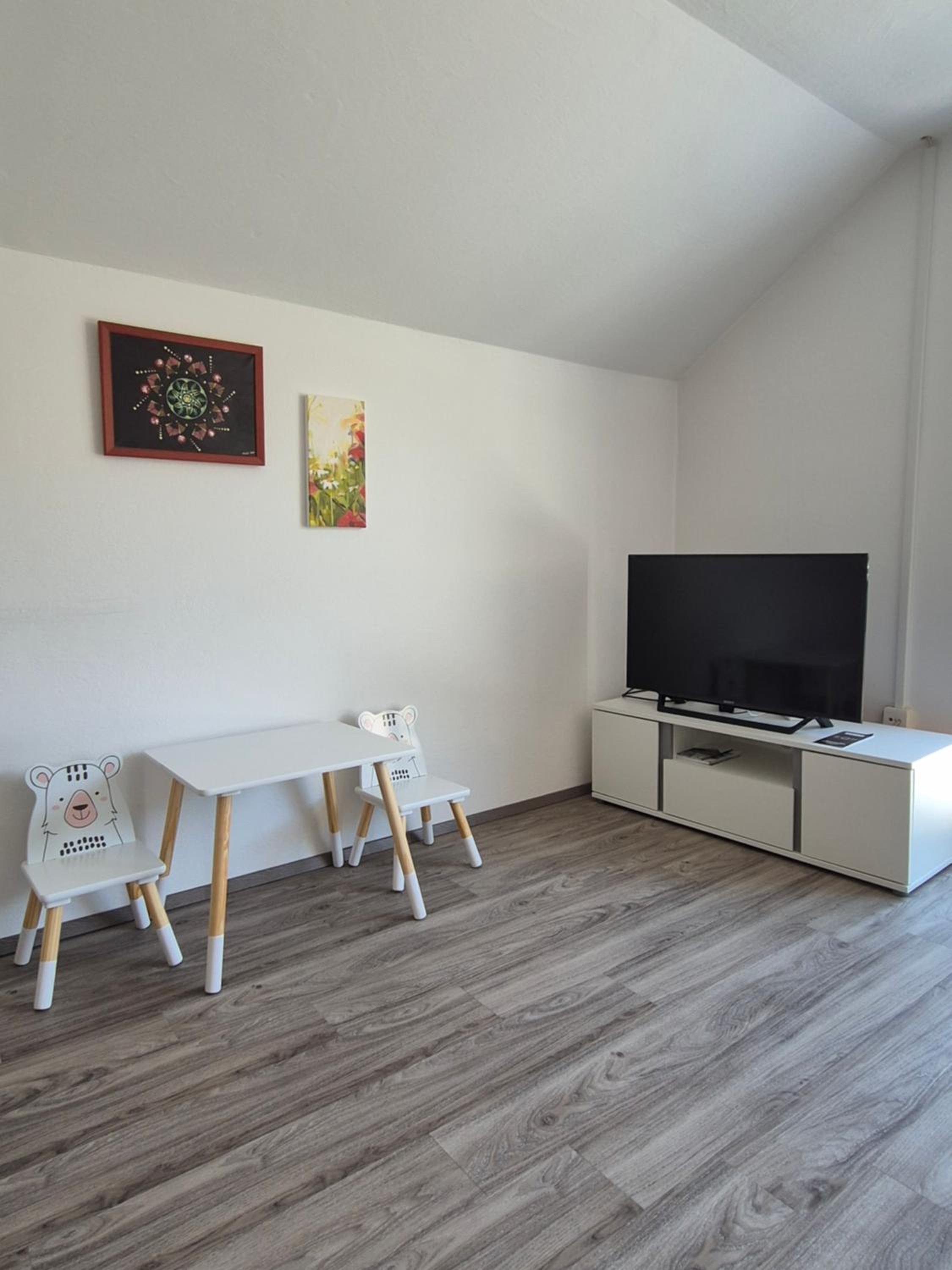 Apartment PETRA Mojstrana view 4