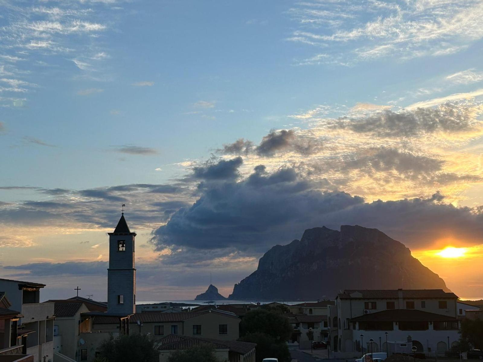 Appartamento nel verde con vista su Tavolara view 4