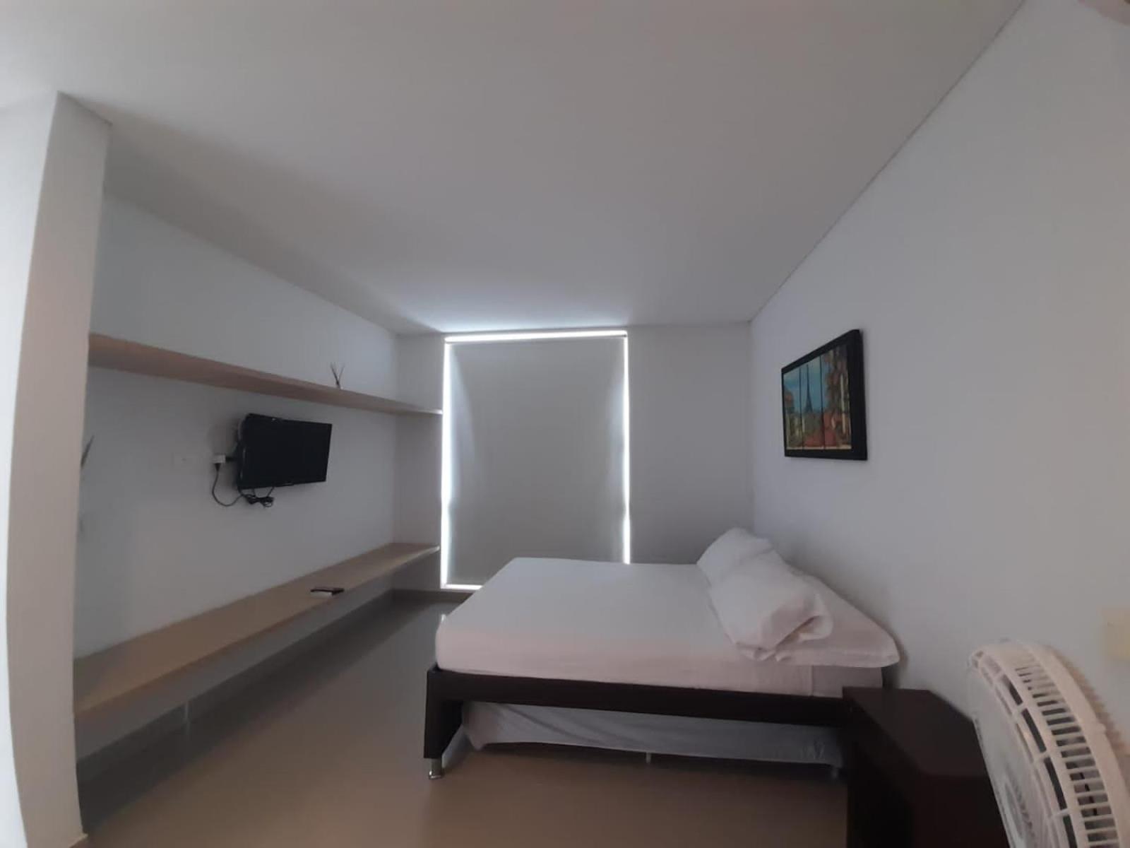 Hermoso y lujoso piso 14 con Salida Directa a la playa y clubhouse increible