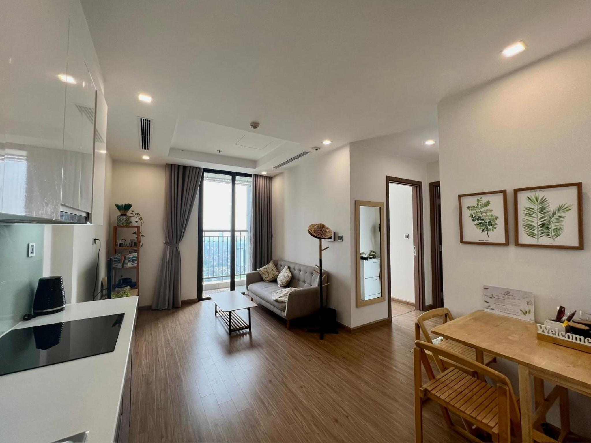 2 Bedrooms in luxury @Vinhomes Green Bay Ha Noi.