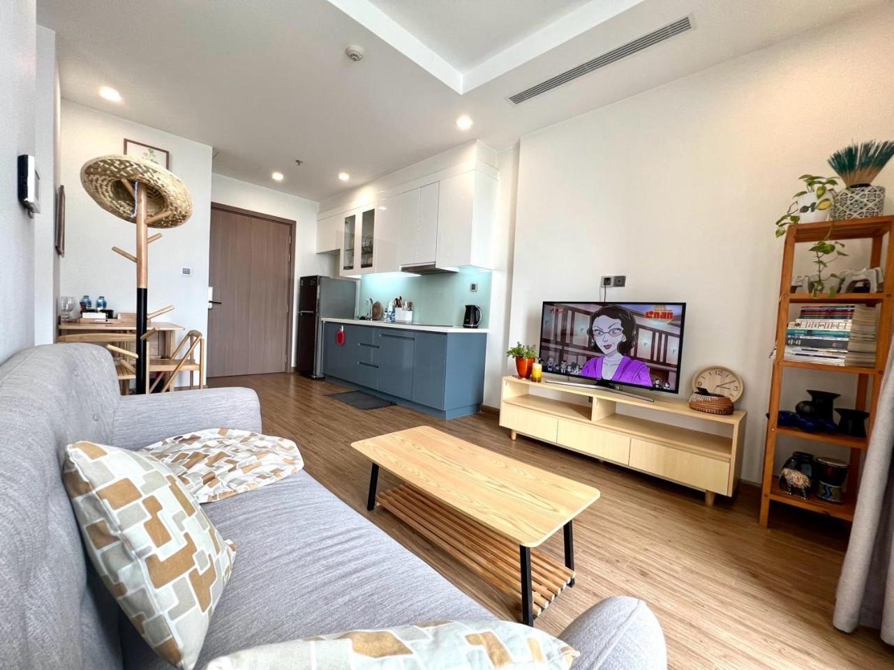 2 Bedrooms in luxury @Vinhomes Green Bay Ha Noi.